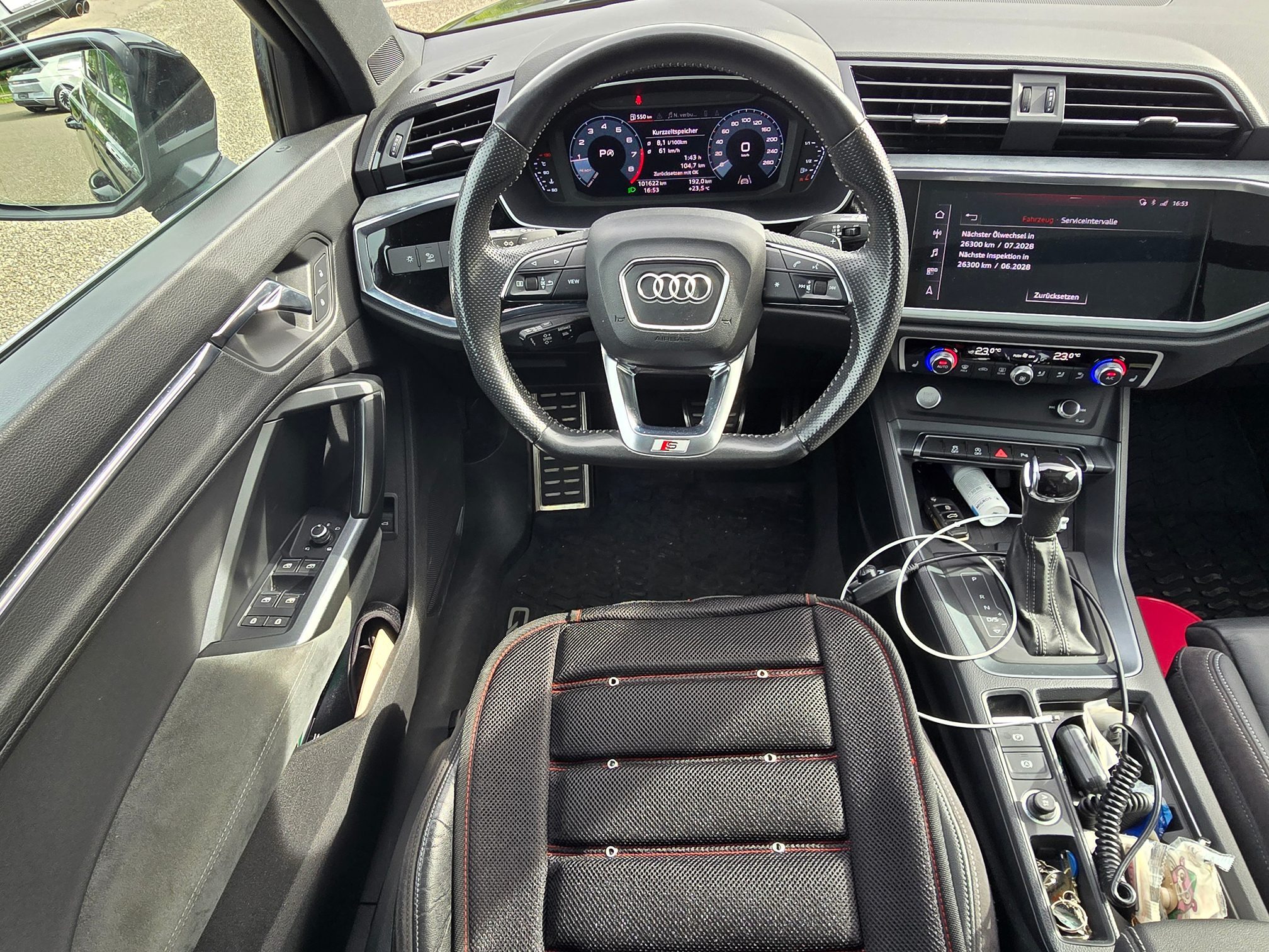 AUDI Q3 45 TFSI S line quattro S-Tronic  — zdjęcie 6
