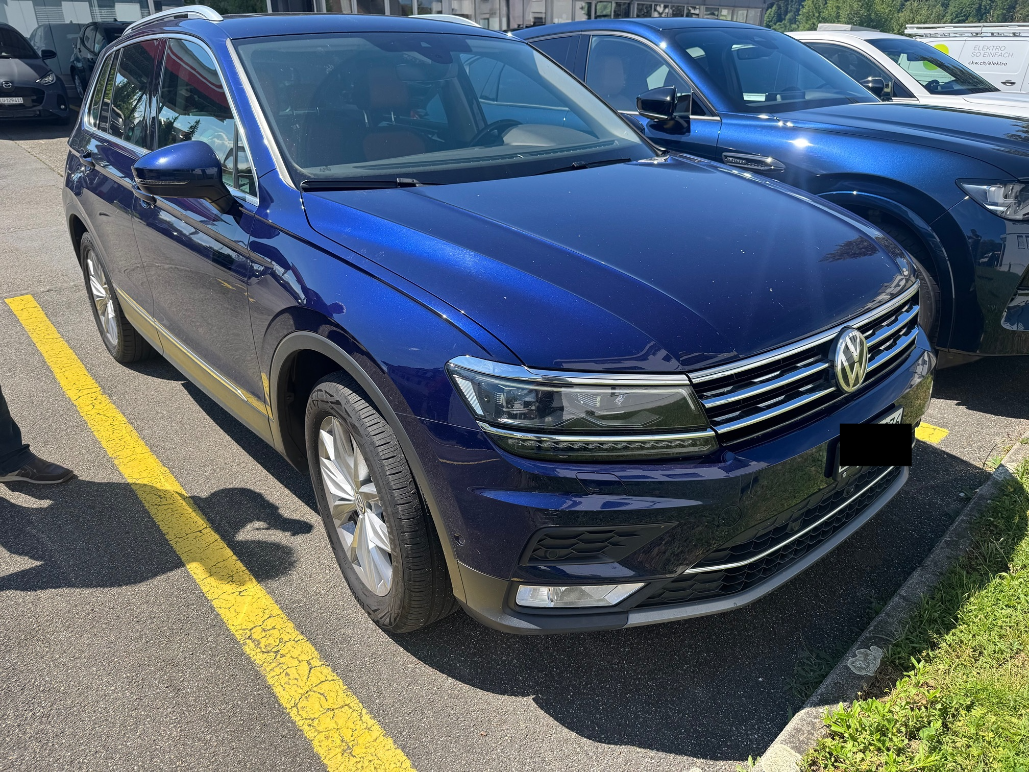 VW Tiguan 2.0 TSI 4M — zdjęcie 2