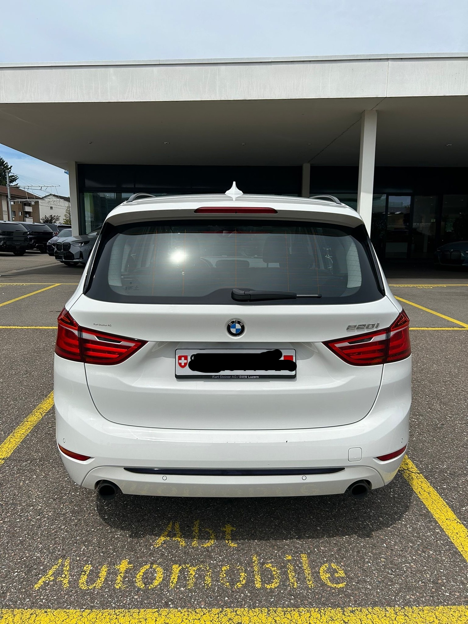 BMW 220i — zdjęcie 4