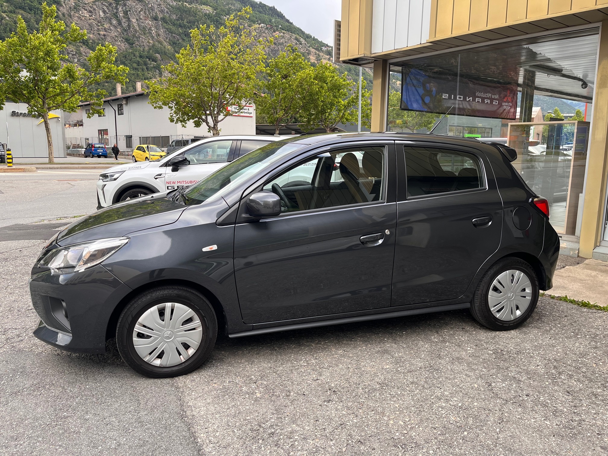 MITSUBISHI Space Star 1.2 Automat — zdjęcie 12