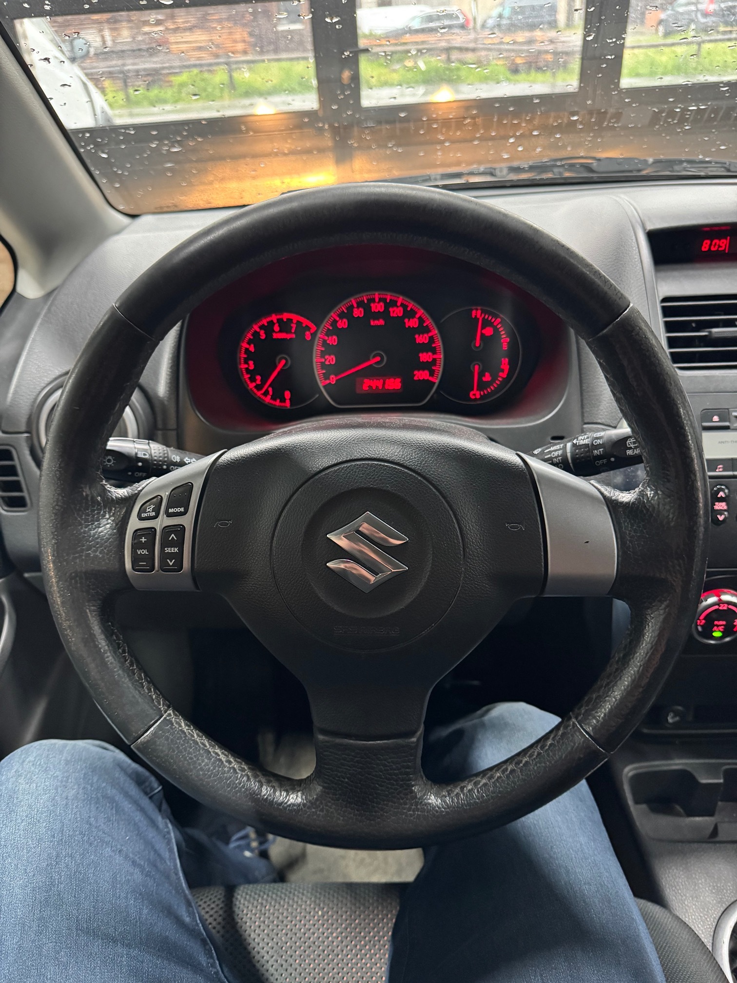 SUZUKI SX4 1.6 4WD — zdjęcie 8