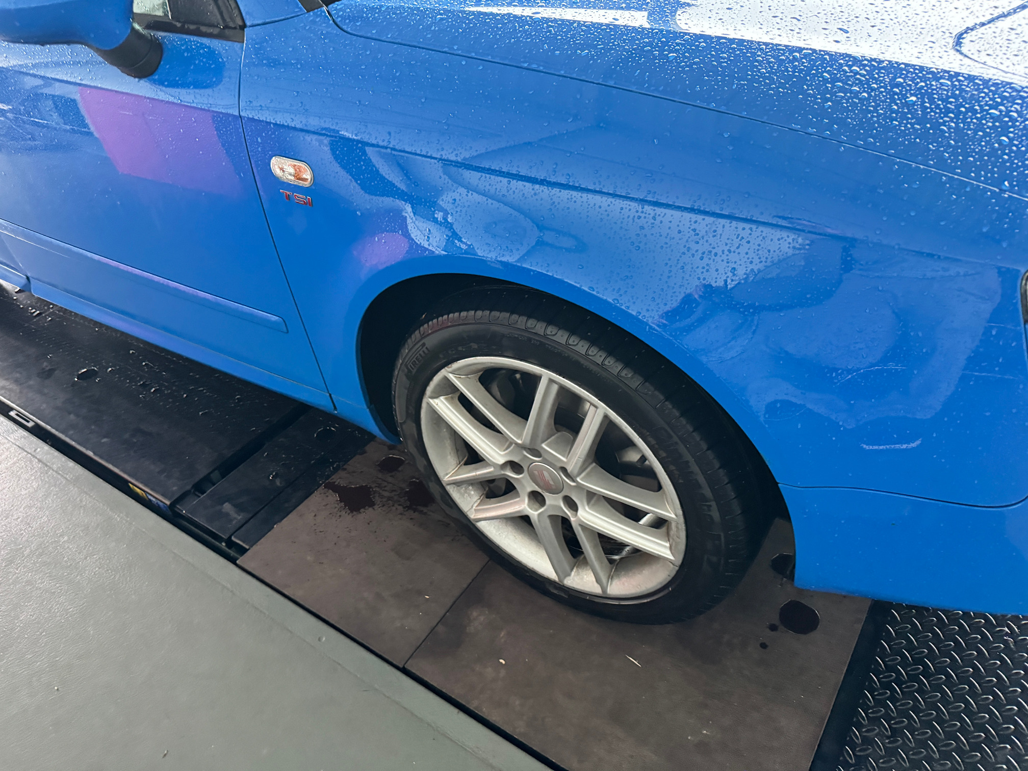 SEAT EXEO ST 2.0TSI — zdjęcie 9