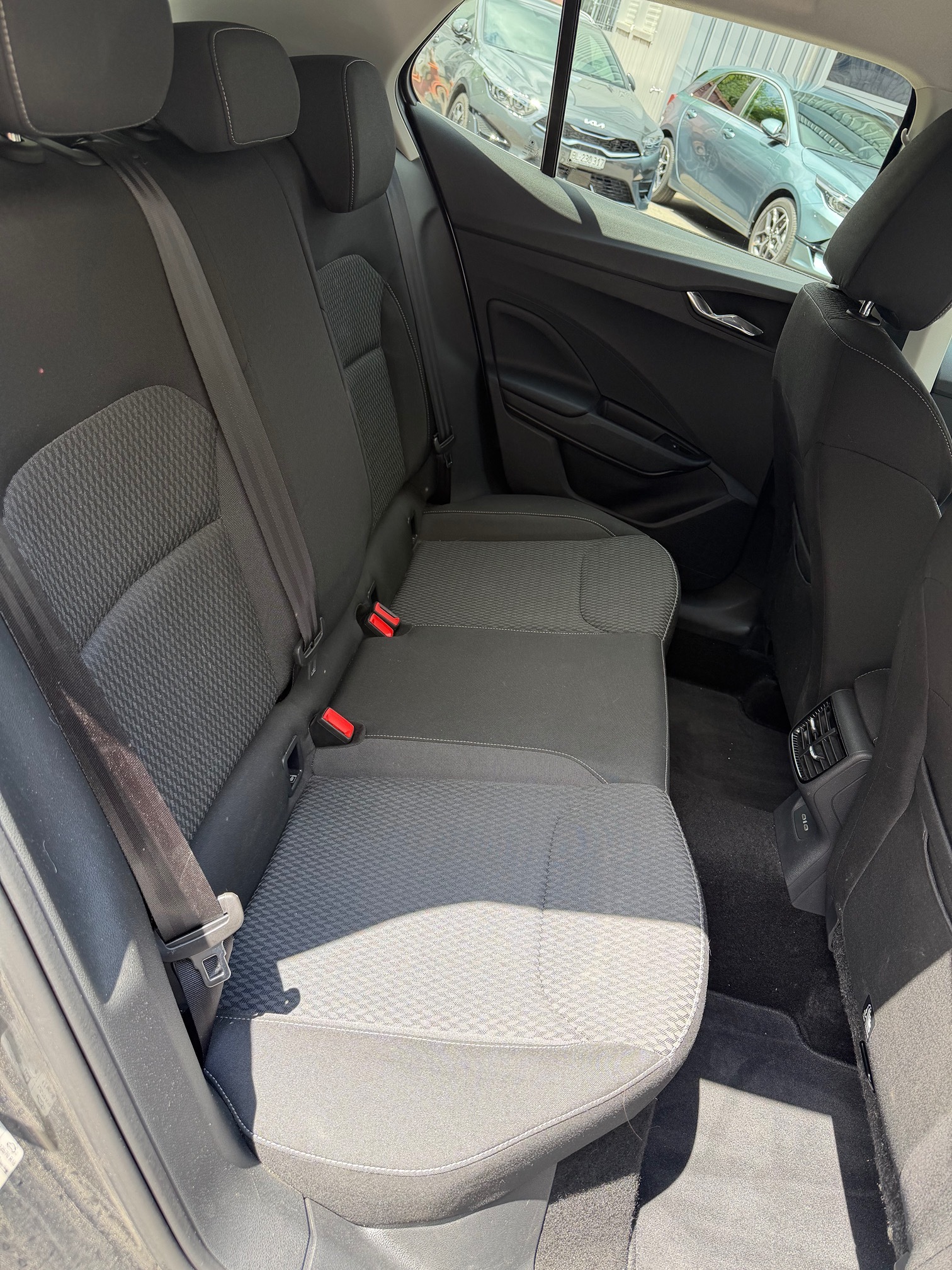 SKODA Fabia 1.0 TSI — zdjęcie 15
