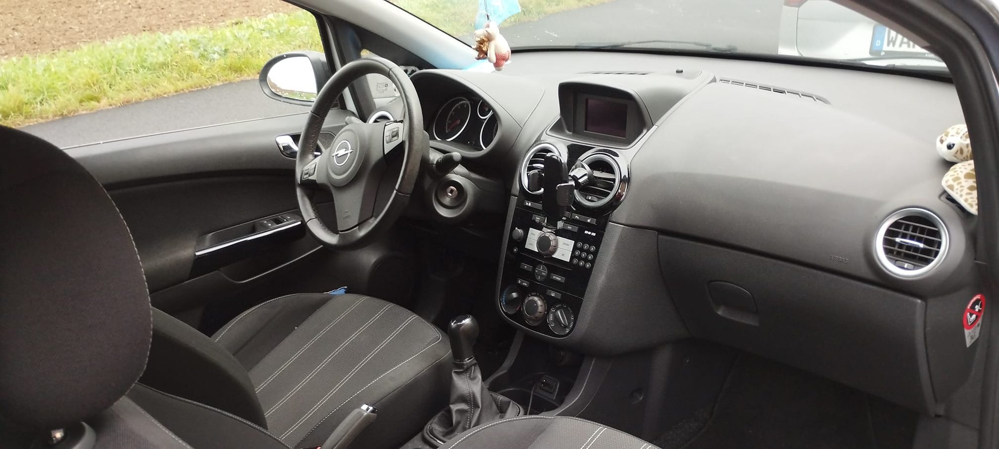 OPEL Corsa — zdjęcie 15