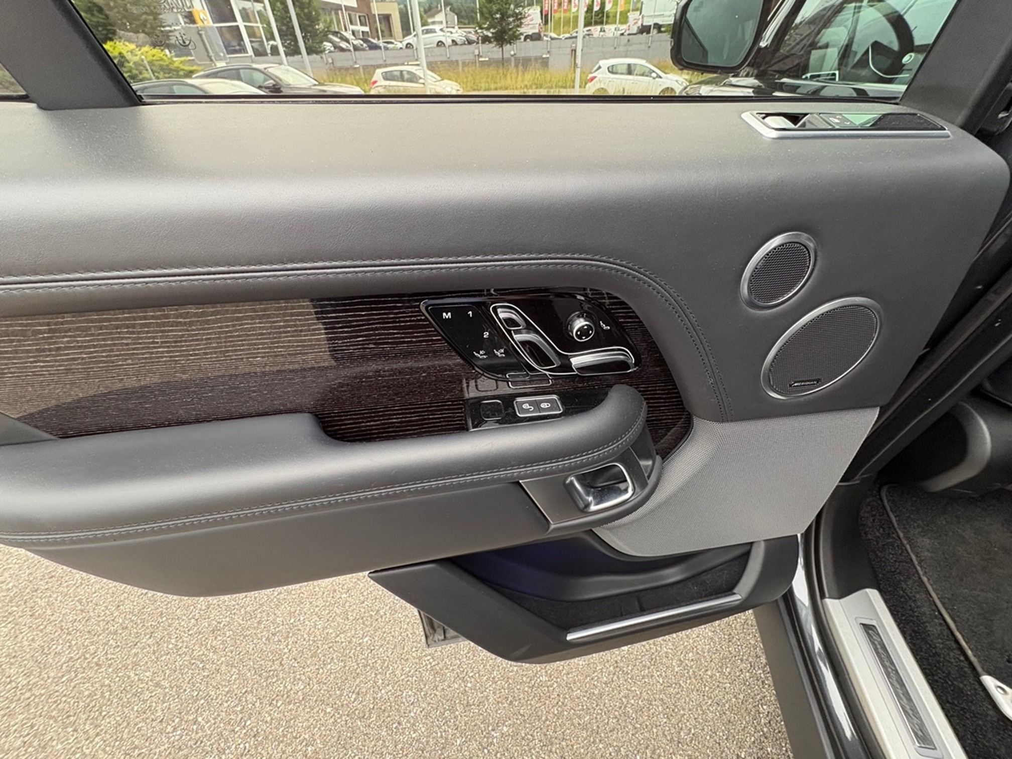 LAND ROVER Land-Rover RR 5.0LV8s/c Autobiography — zdjęcie 12