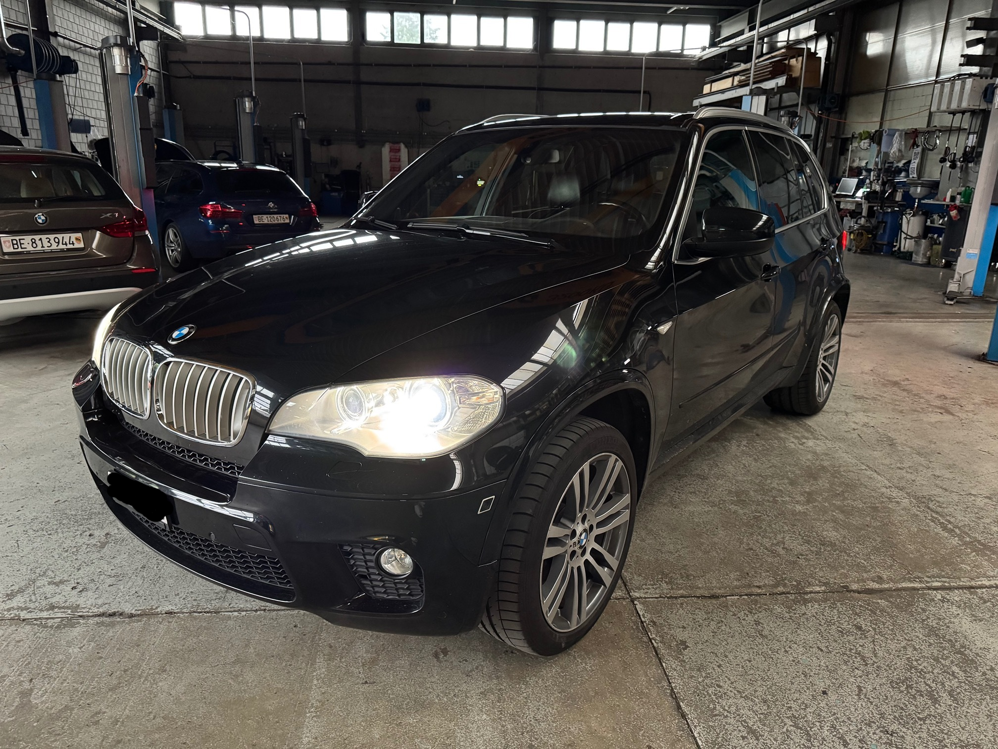 BMW X5 xDrive40d — zdjęcie 1