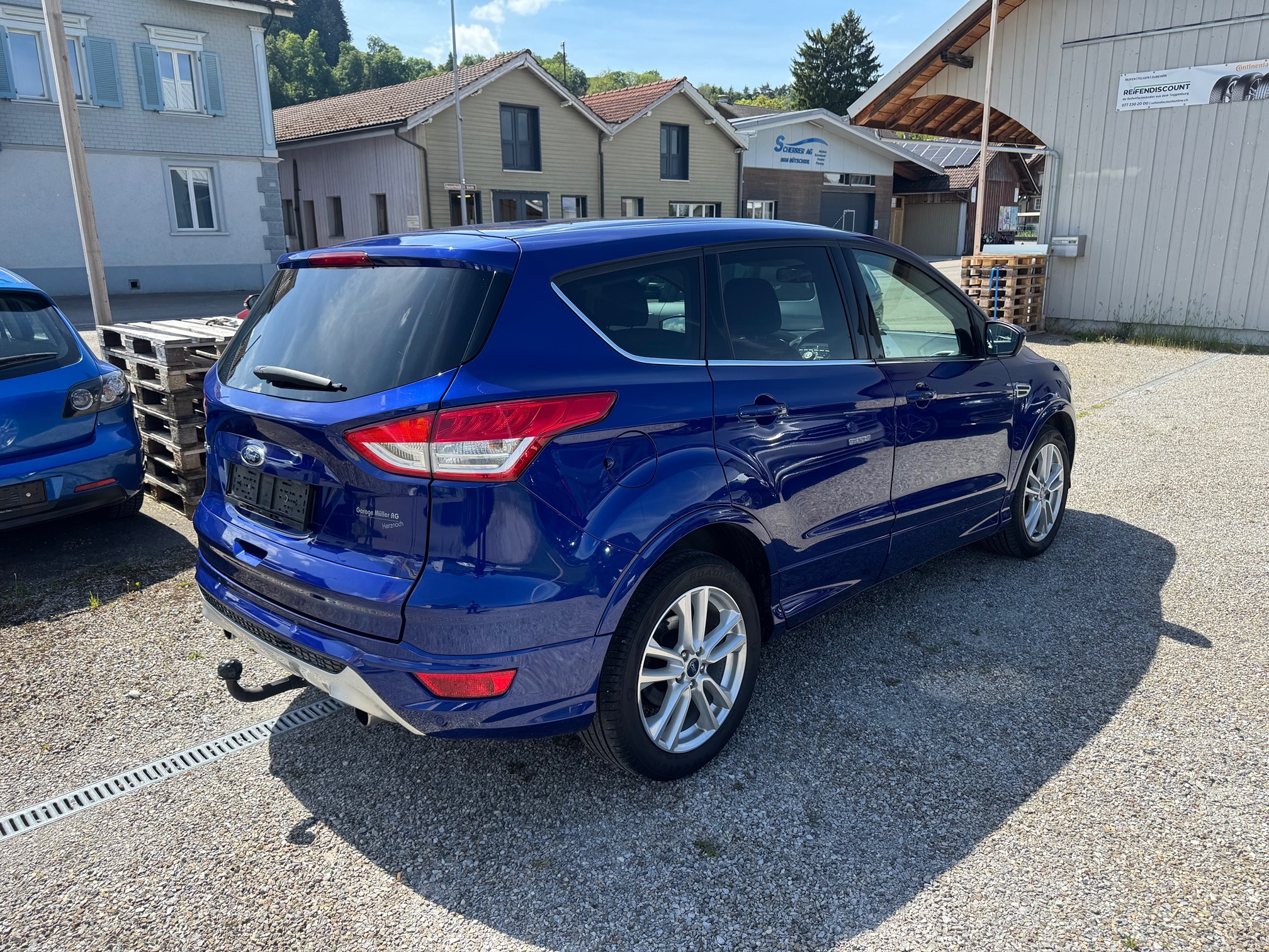 FORD Kuga 2.0 TDCi 4x4 — zdjęcie 4