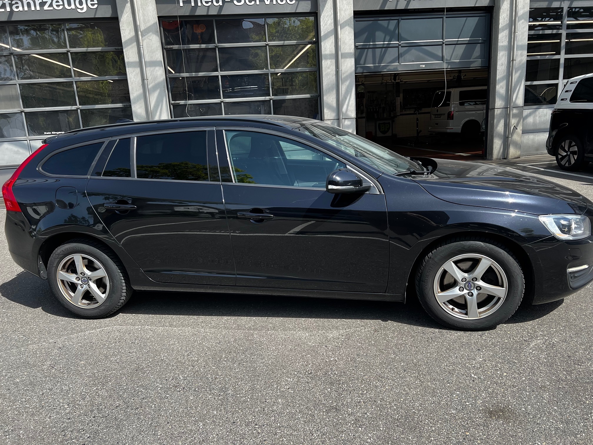 VOLVO V60 D3 — zdjęcie 8