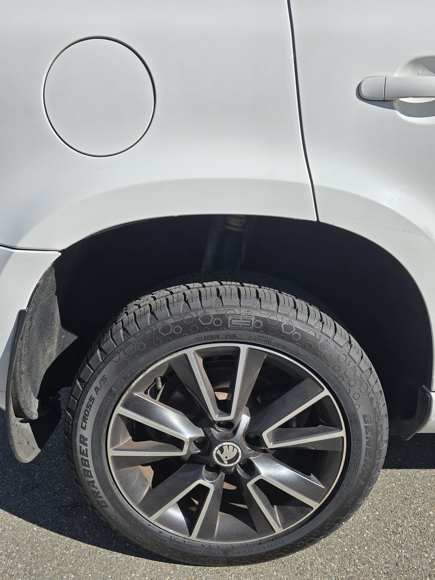 SKODA Yeti 2.0 TDI — zdjęcie 15