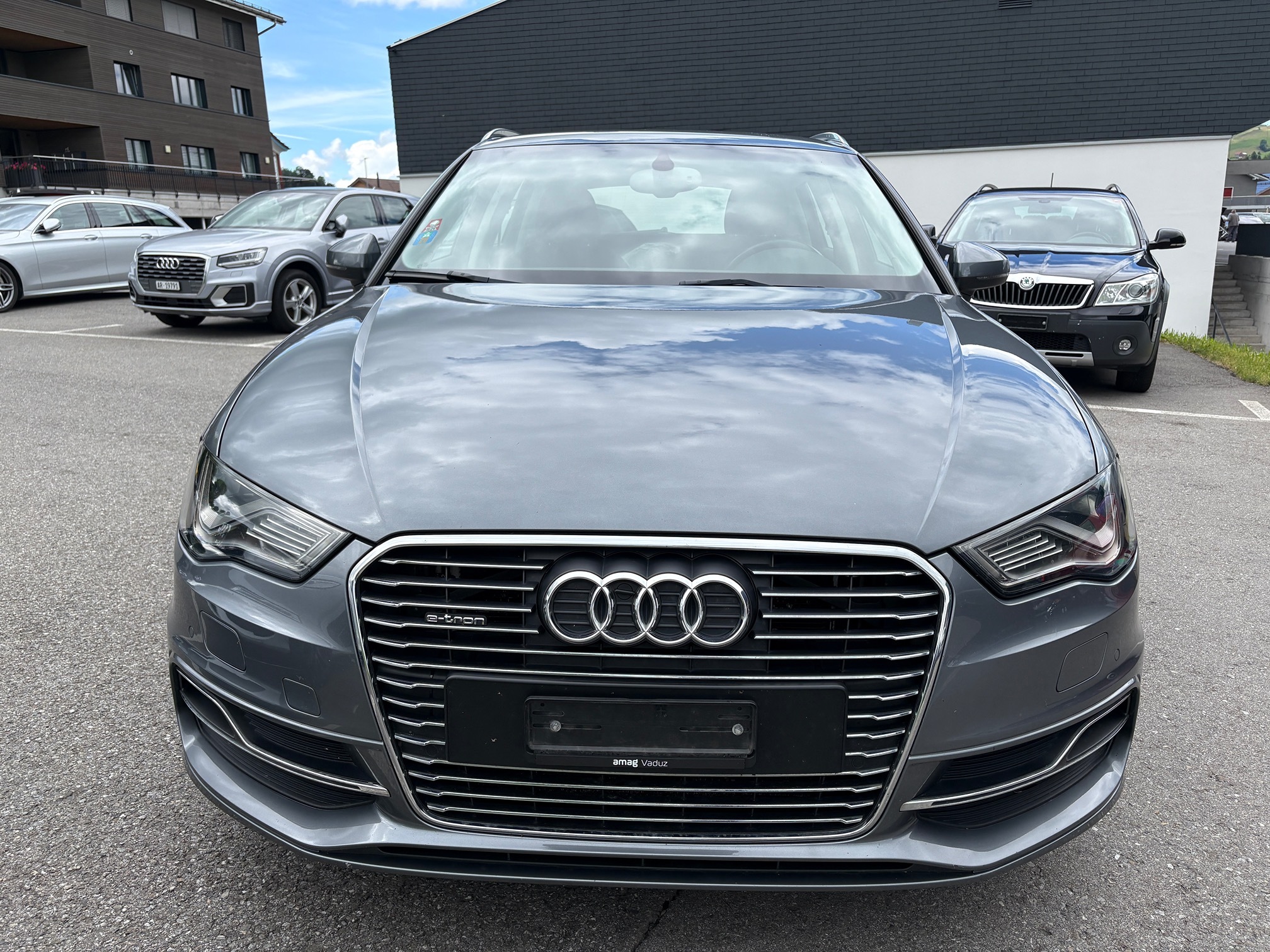 AUDI A3 e-Tron — zdjęcie 2