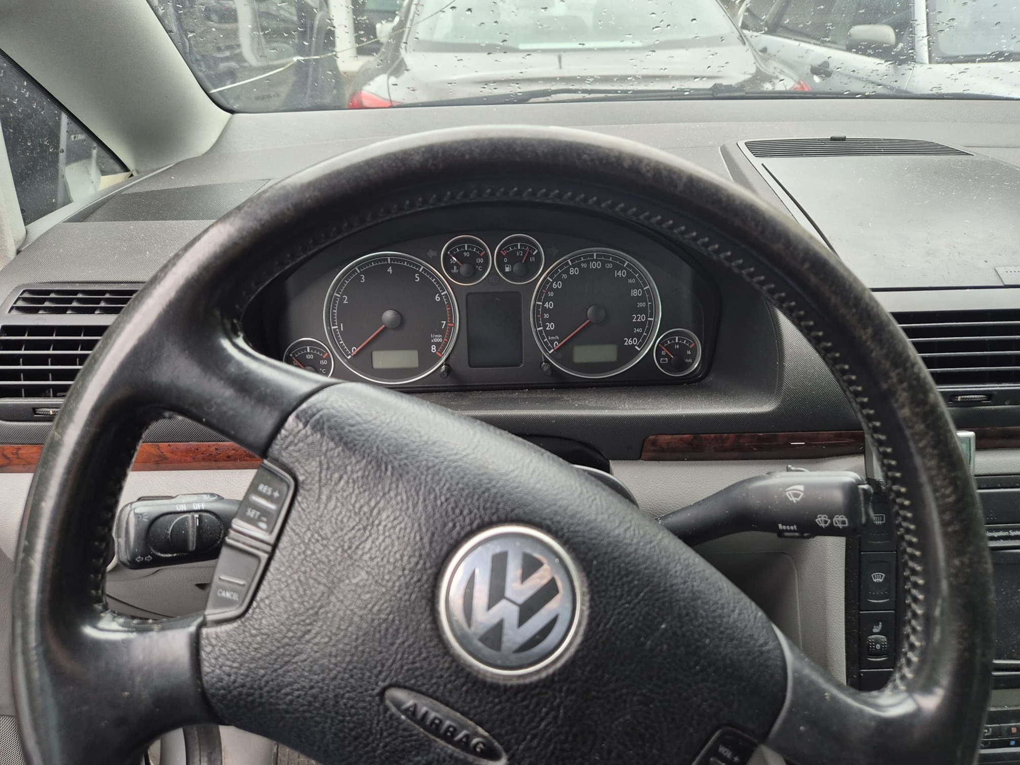 VW Sharan — zdjęcie 10