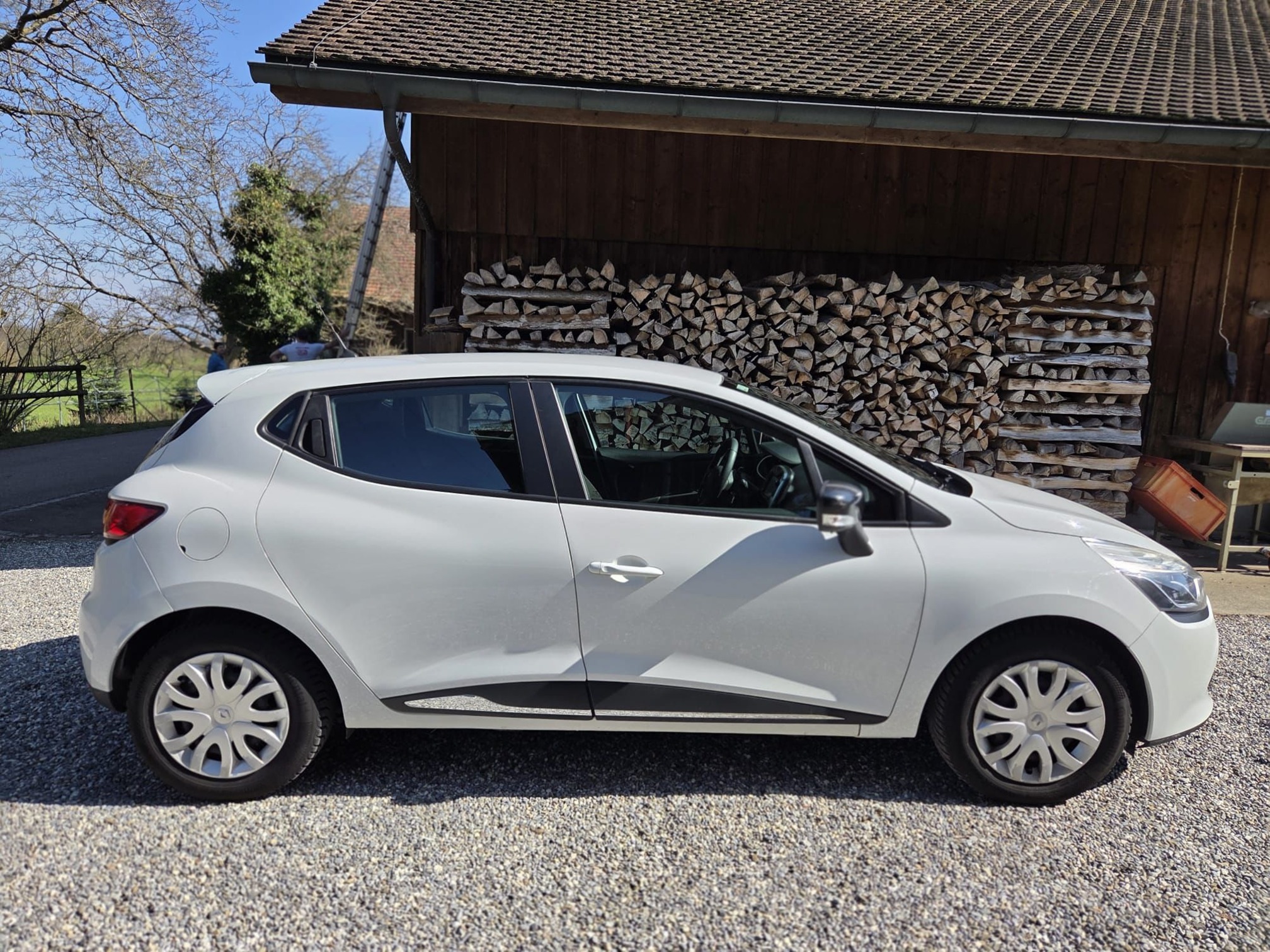 RENAULT Clio 1.5dCi 90 — zdjęcie 13