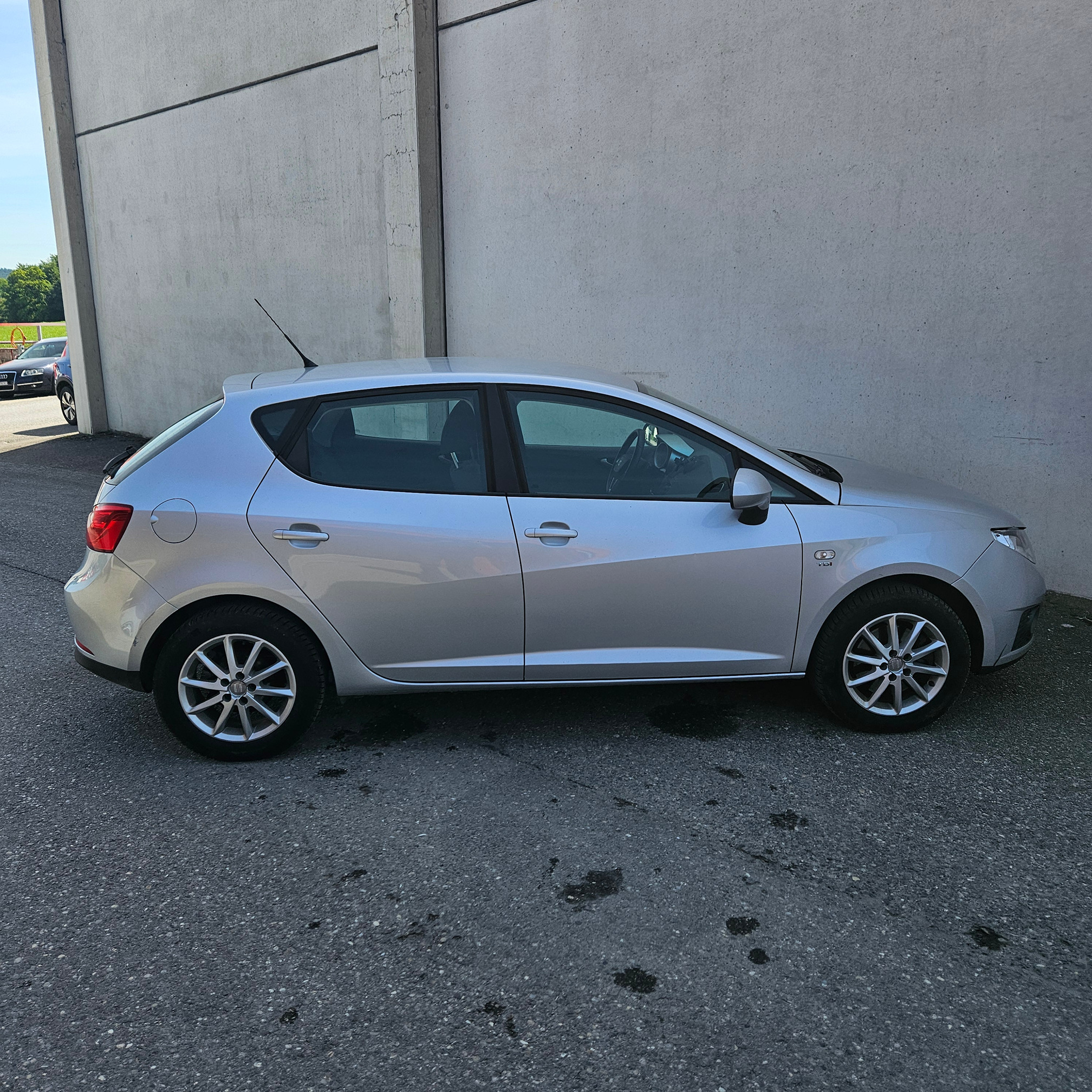 SEAT Ibiza 1.6 TDI — zdjęcie 10