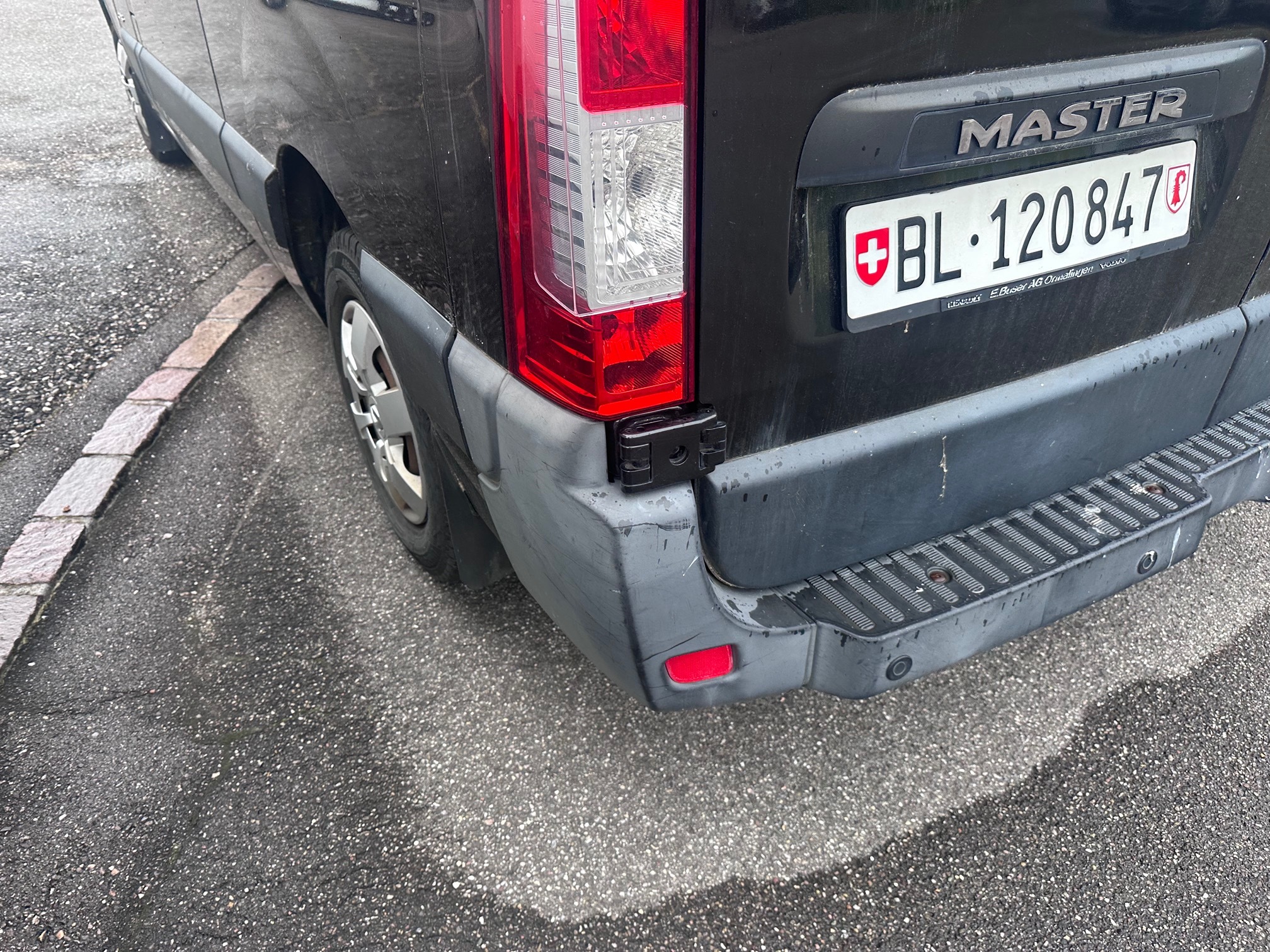 RENAULT Master T33 dCi125 — zdjęcie 11