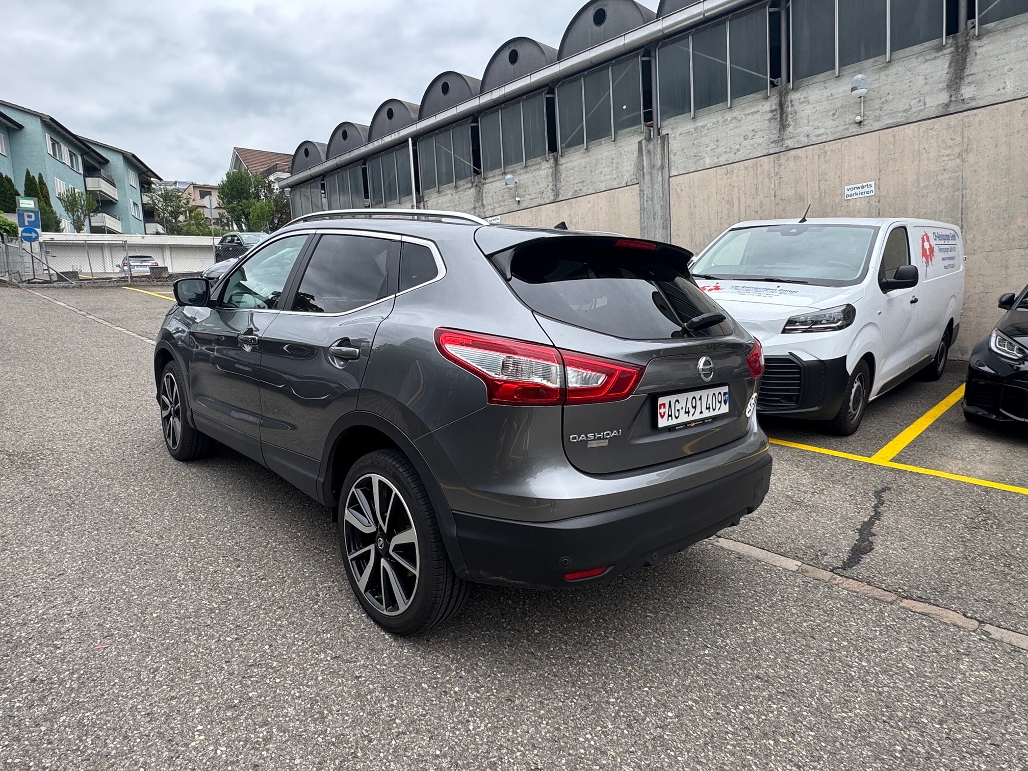 NISSAN Qashqai — zdjęcie 3