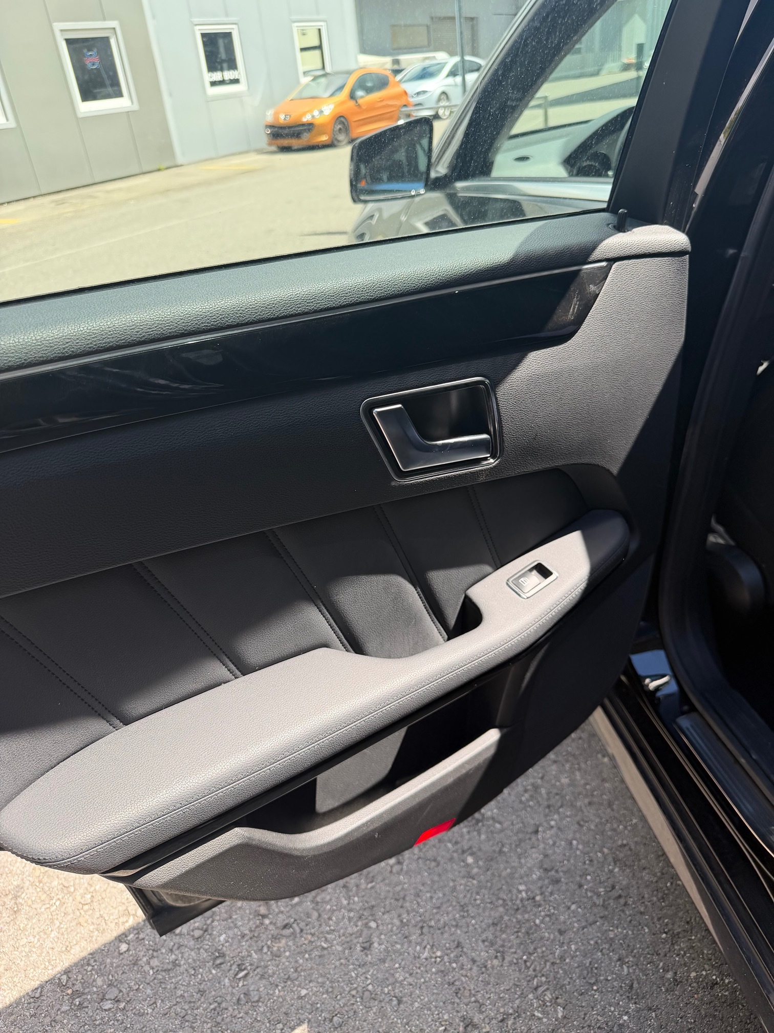 MERCEDES-BENZ E350CDIT4mEC — zdjęcie 14