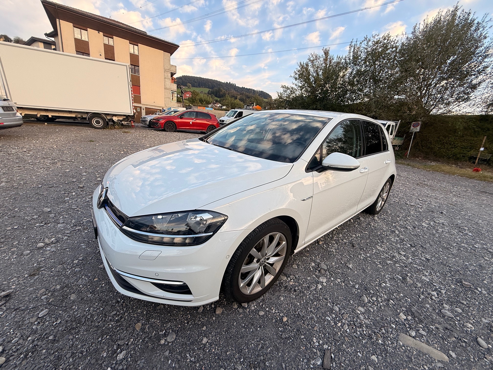 VW Golf 7 1.5 *Automat / MFK bis 06.2028 / Rückfahrkamera und vieles mehr*