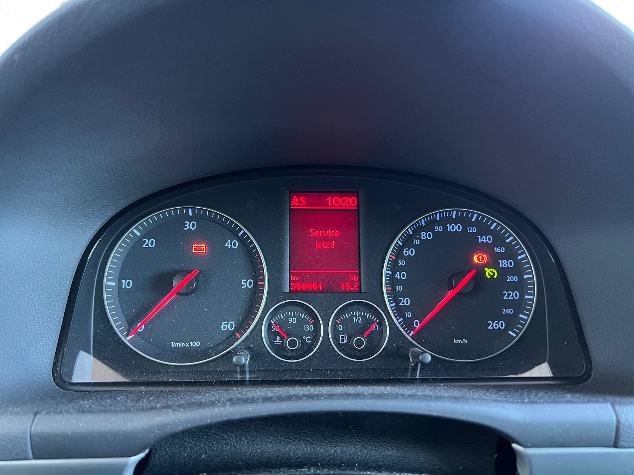 VW Touran — zdjęcie 9