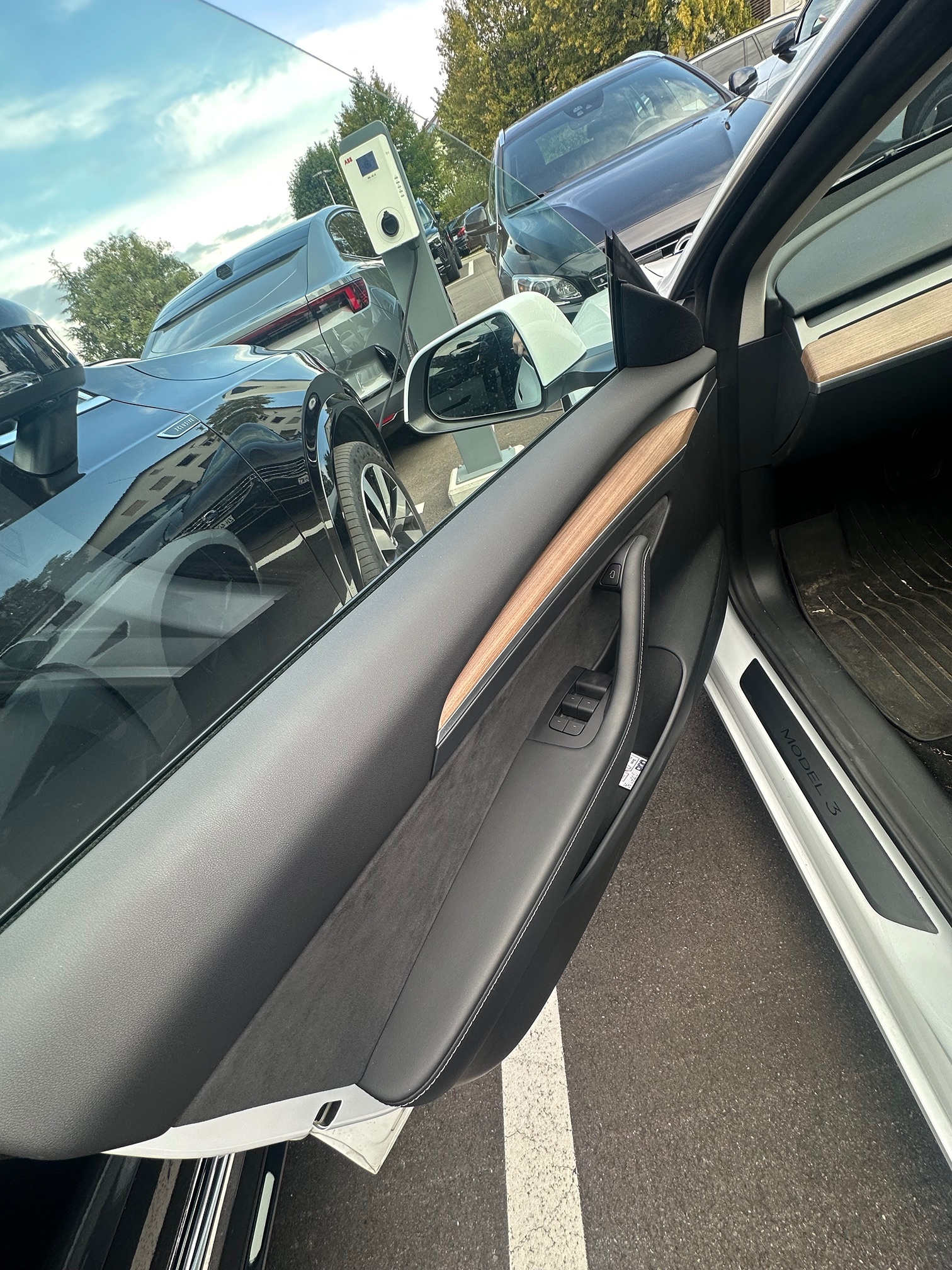 TESLA Model 3 LongRange — zdjęcie 5