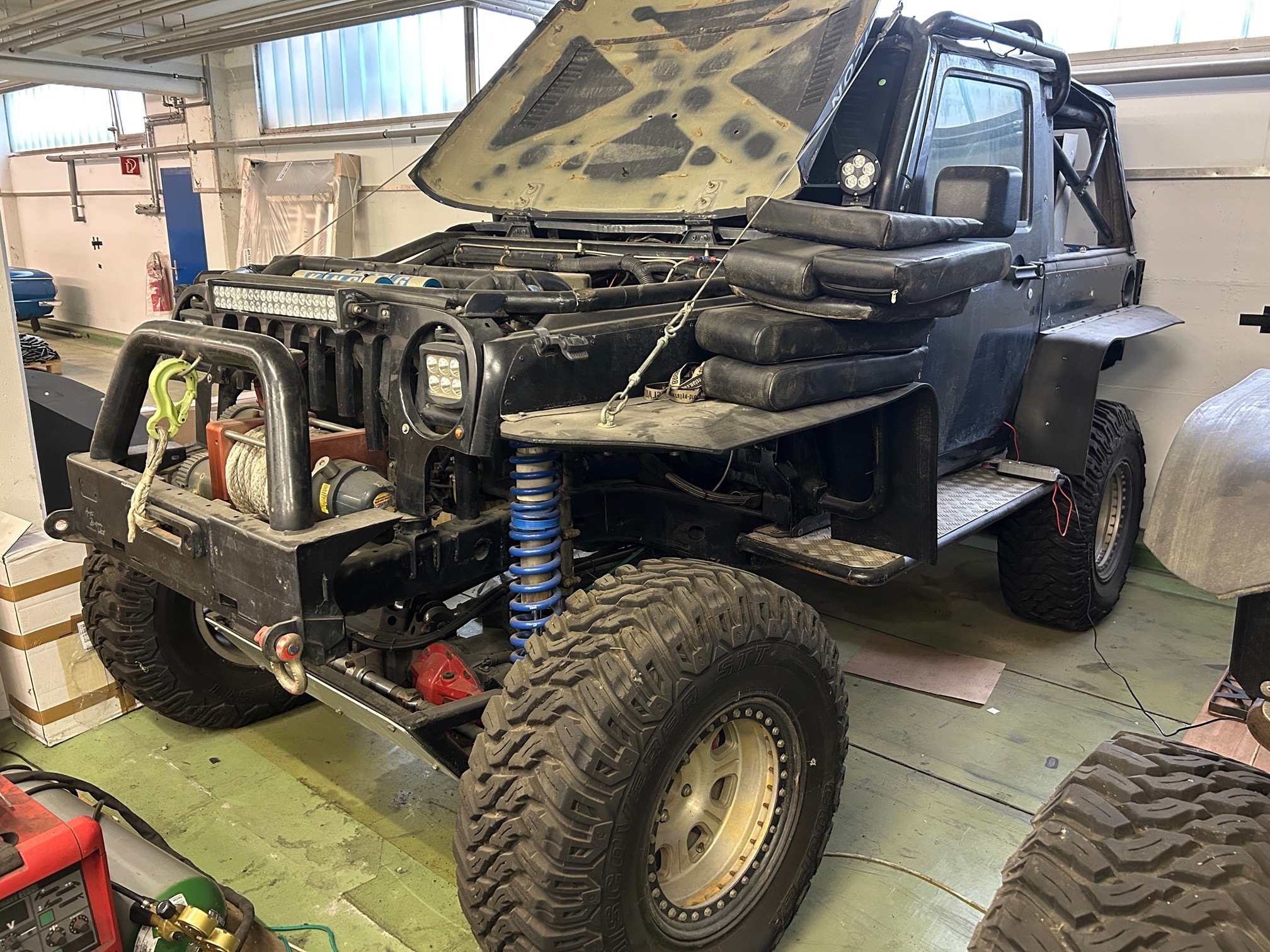 JEEP Wrangler Rally Fahrzeuge 2x — zdjęcie 13