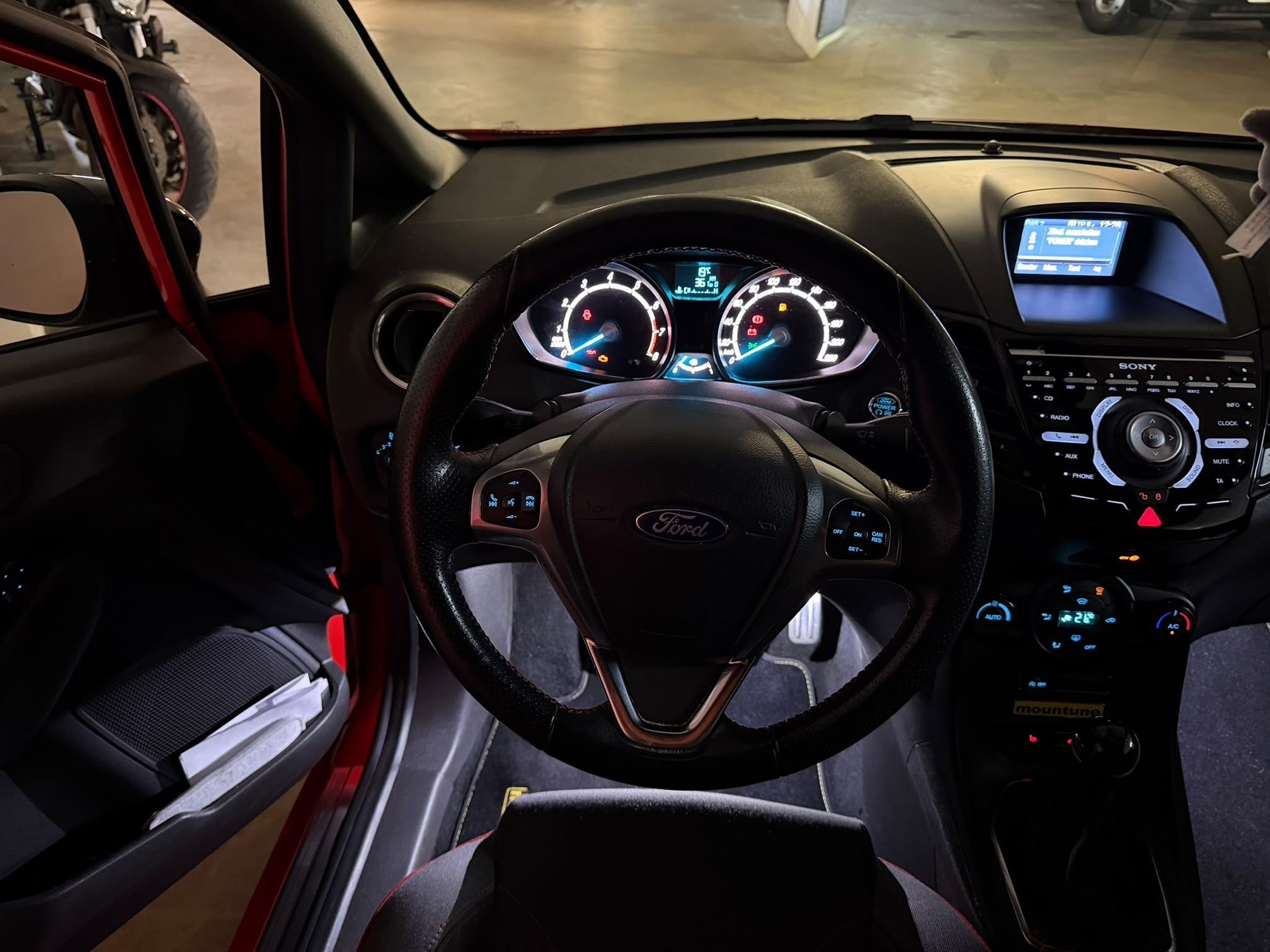 FORD Fiesta 1.0 SCTi — zdjęcie 9