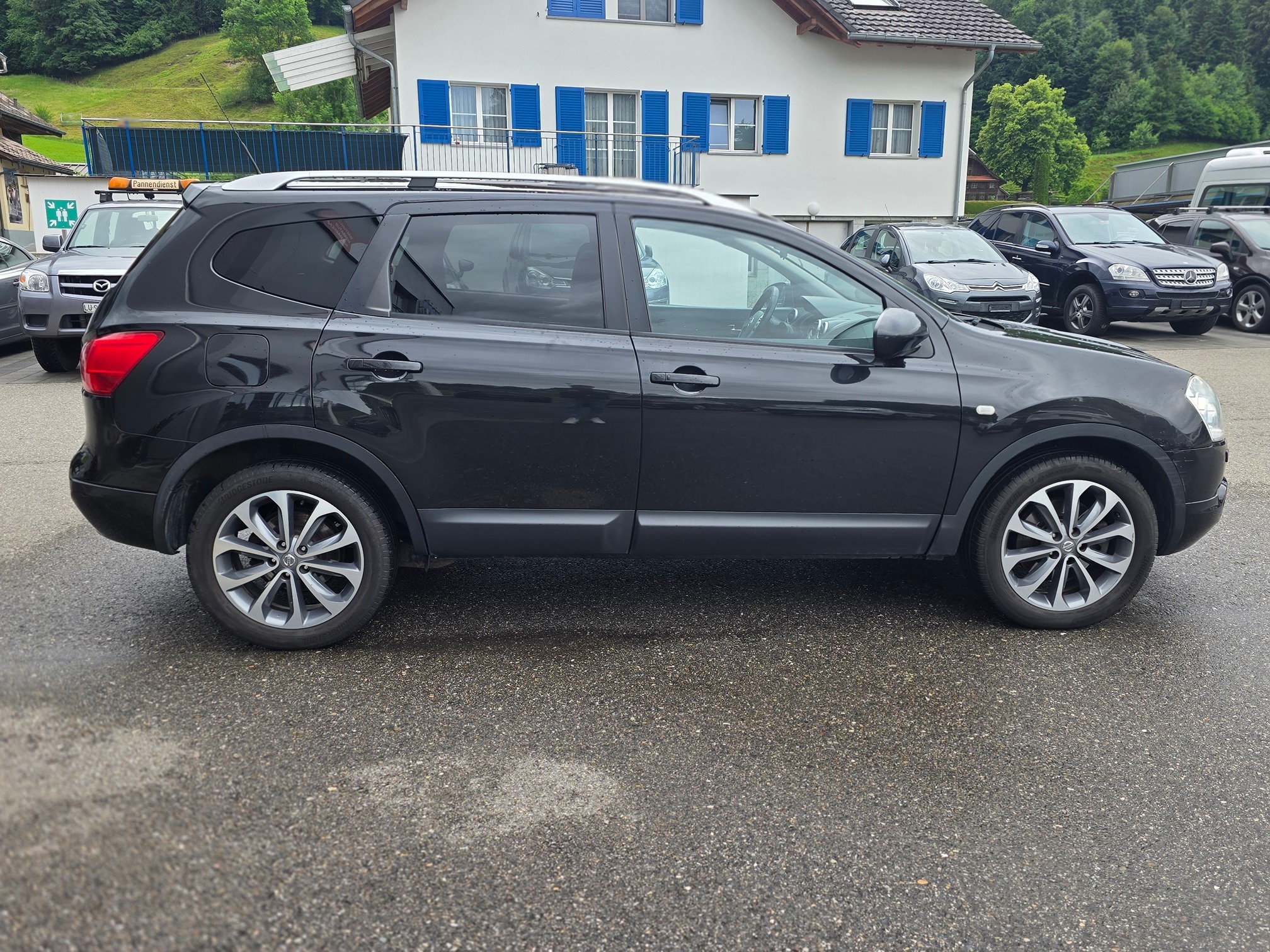 NISSAN Qashqai+2 — zdjęcie 6