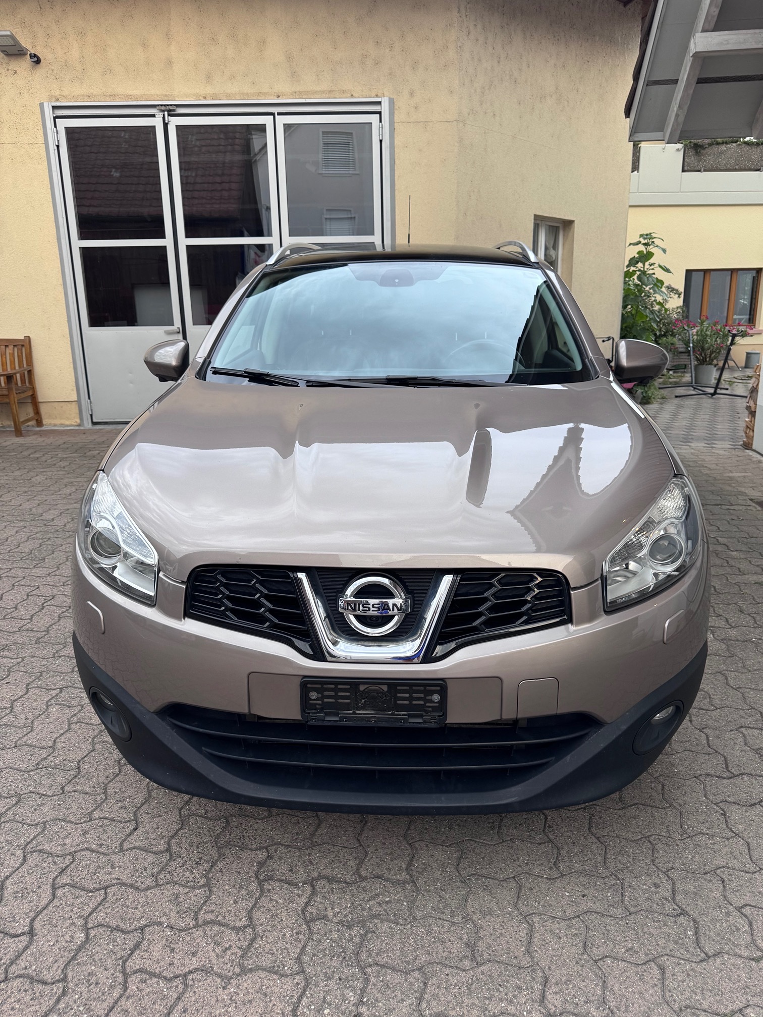 NISSAN Qashqai+2 4x4 — zdjęcie 3