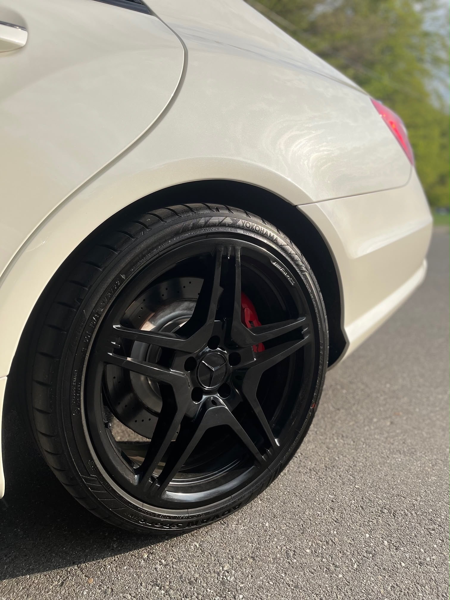 MERCEDES-BENZ AMG CLS 63 AMG — zdjęcie 4