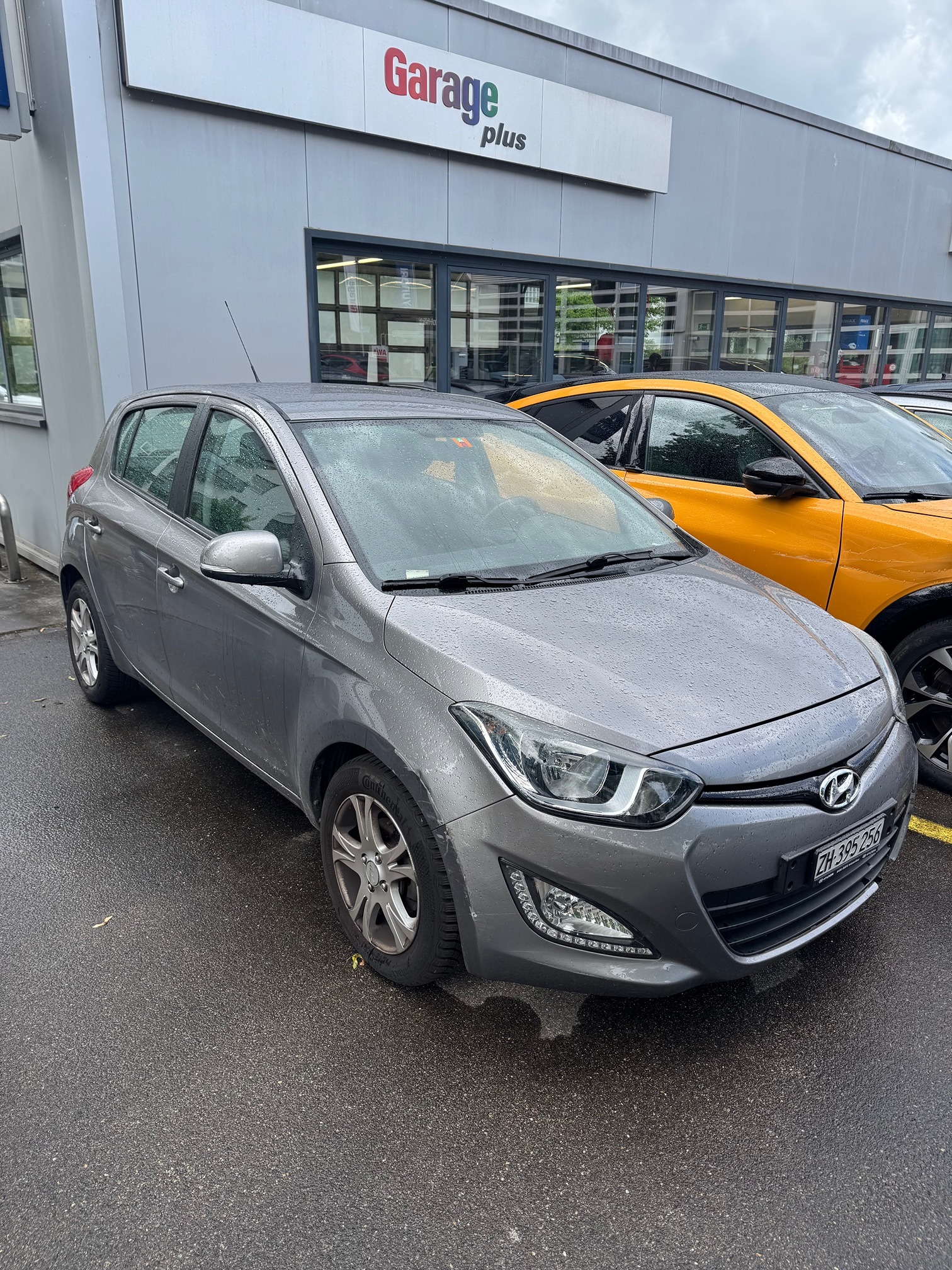 HYUNDAI i20 1.4 — zdjęcie 2