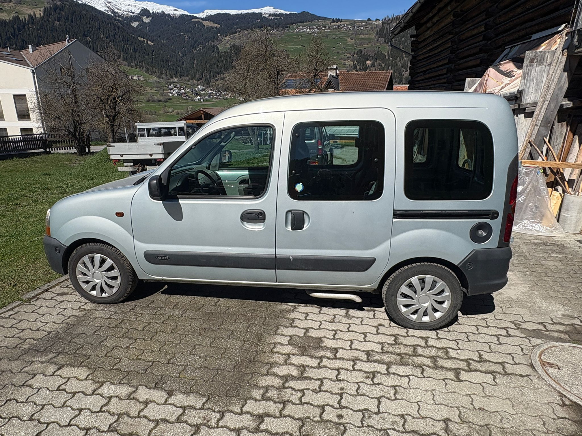 RENAULT KANGOO 1.9D — zdjęcie 5