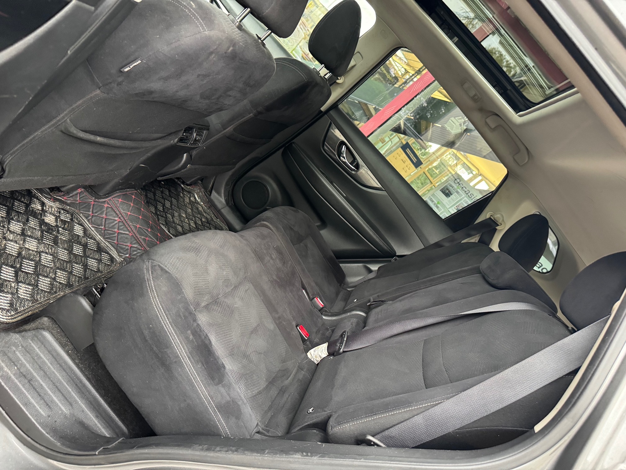 NISSAN X-Trail 4x4 — zdjęcie 12