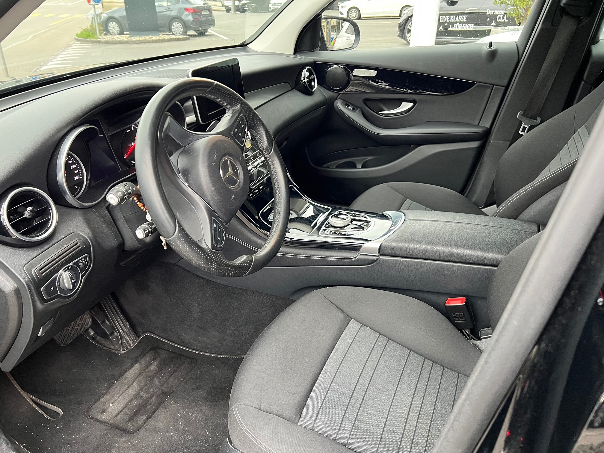 MERCEDES-BENZ GLC 350e 4matic EC — zdjęcie 12