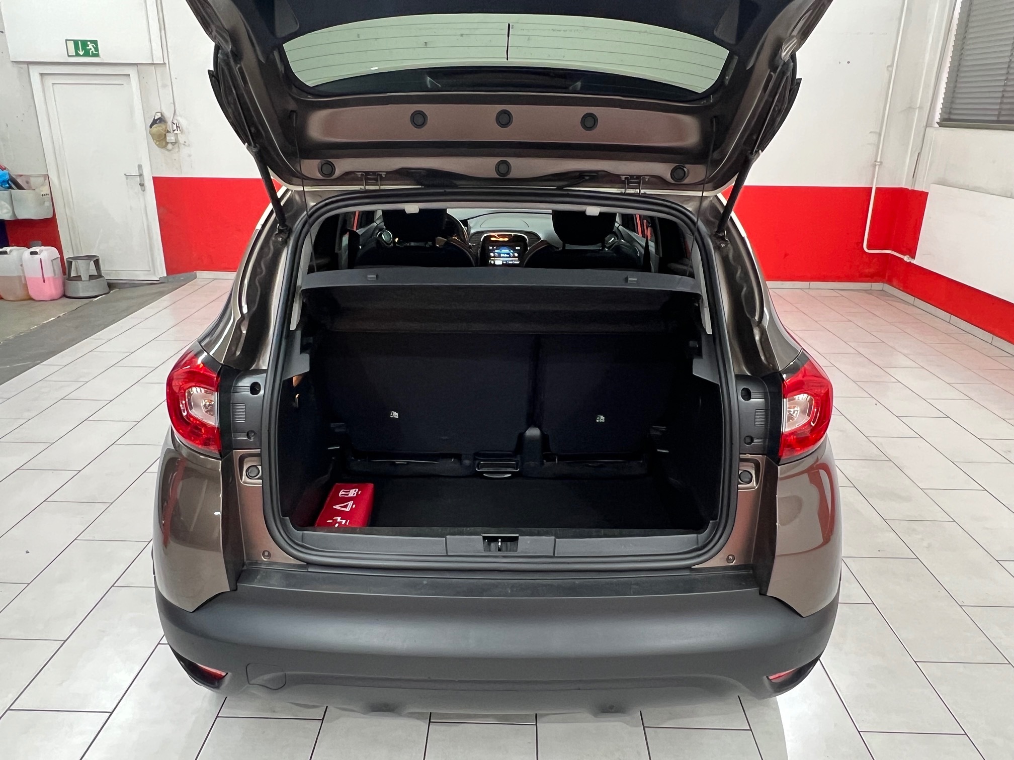 RENAULT Captur 1.2 120EDC — zdjęcie 10
