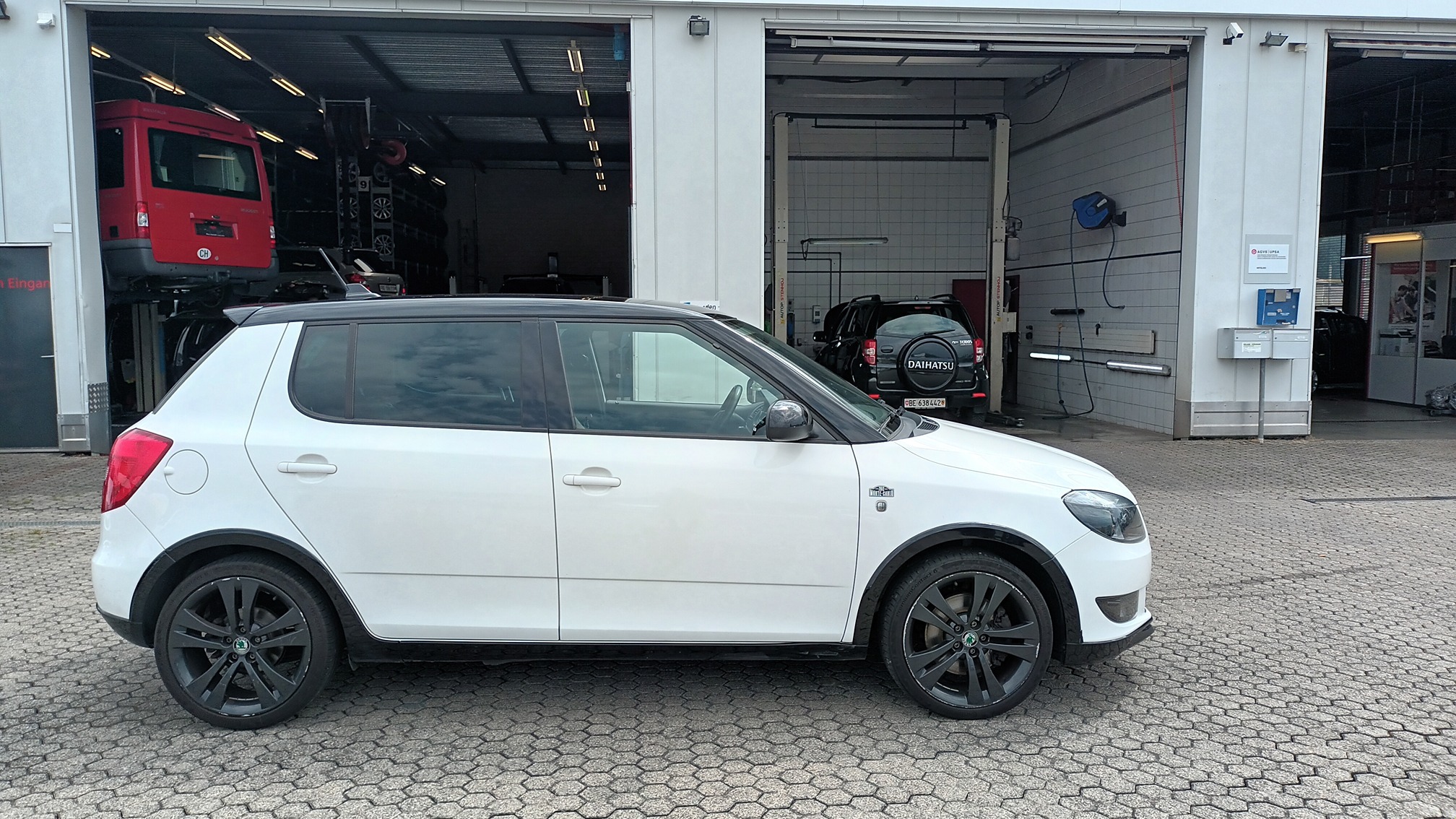 SKODA Fabia 1.2Monte C. — zdjęcie 4