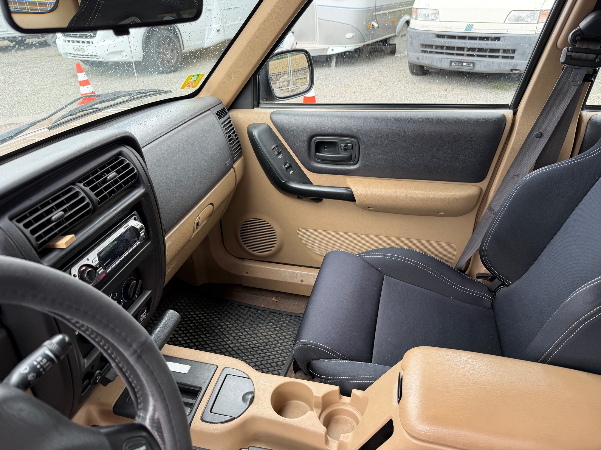 JEEP Cherokee 4.0 — zdjęcie 13
