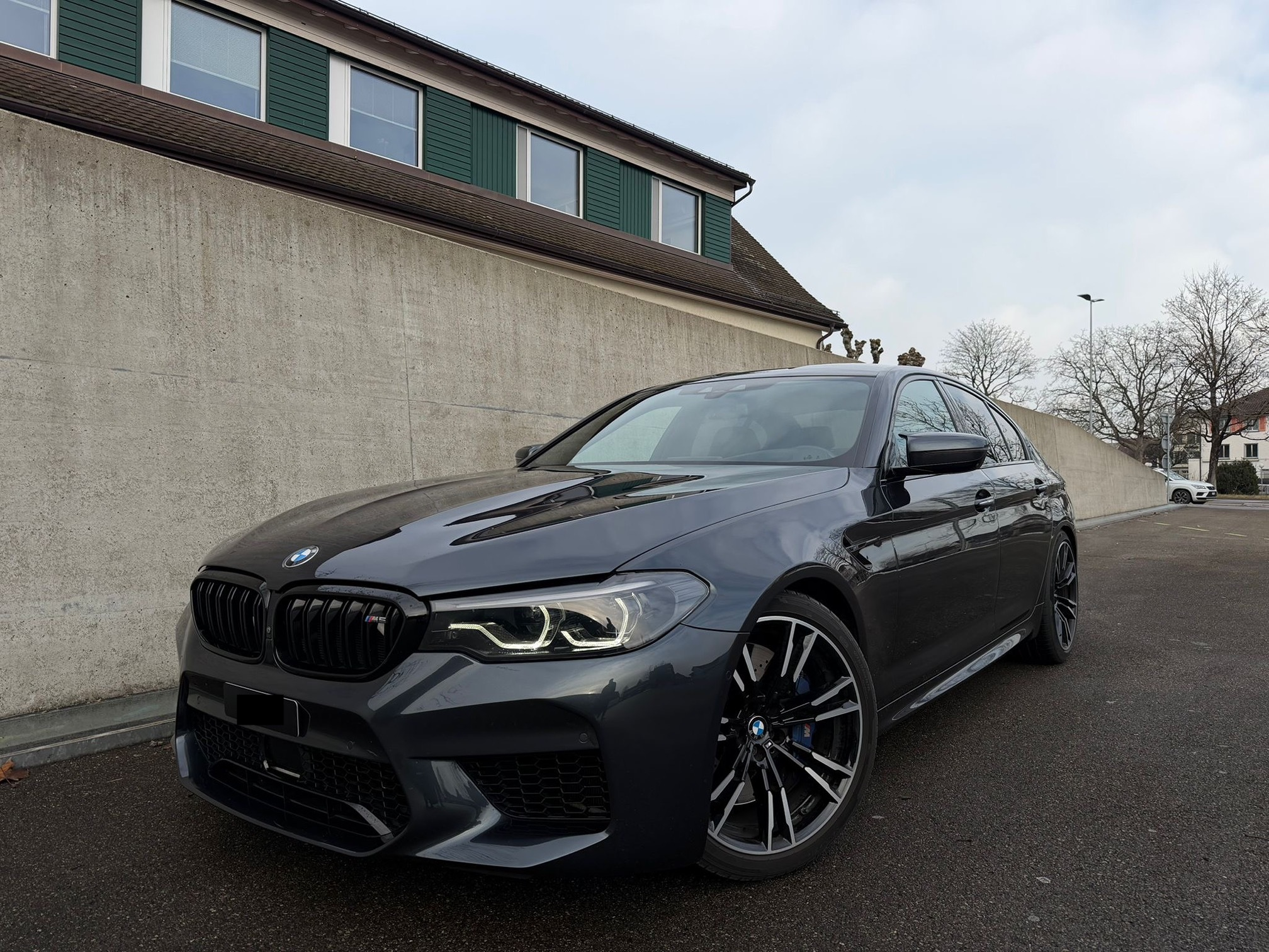 BMW M5 — zdjęcie 8