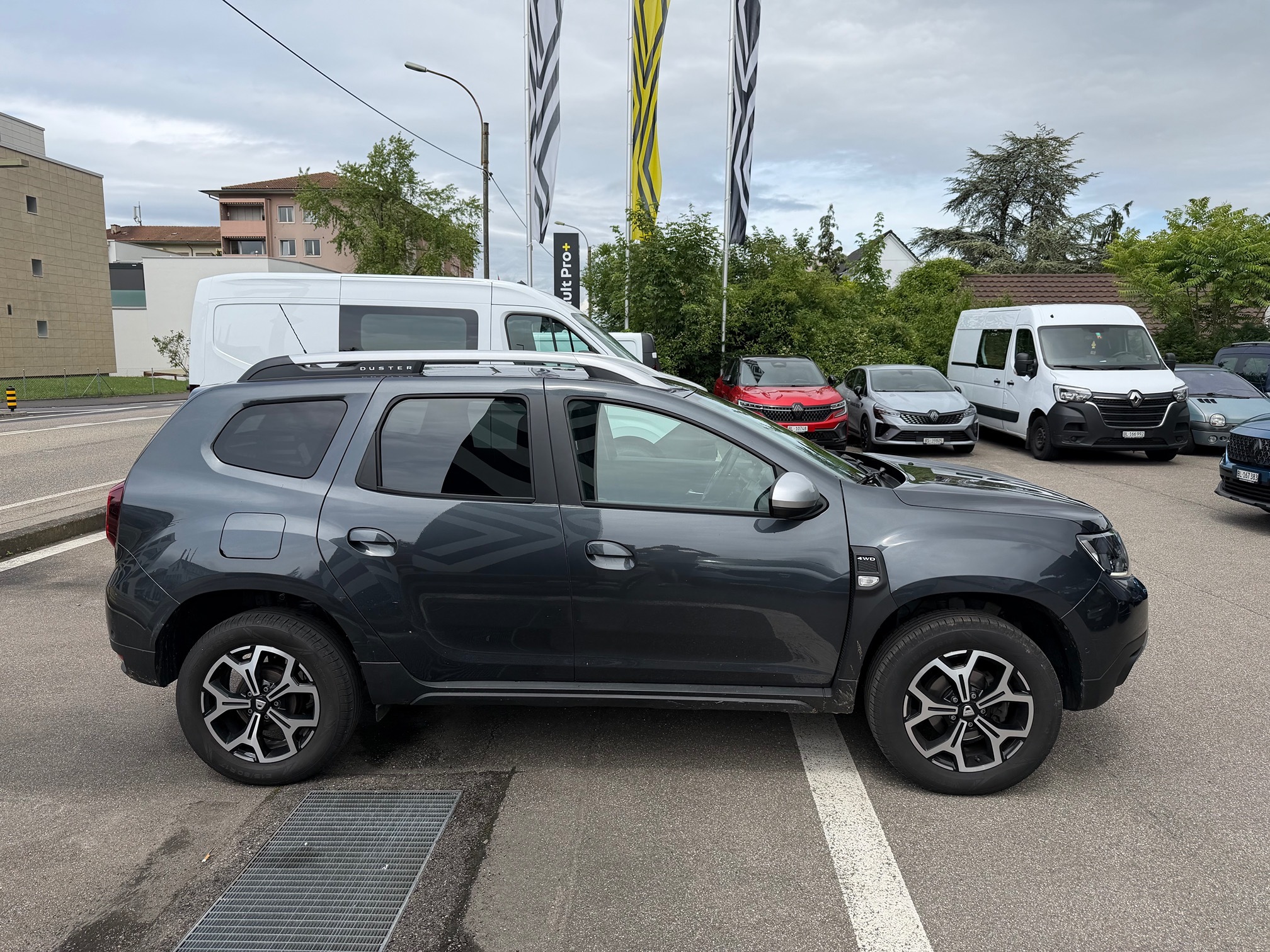 DACIA Duster 1.3 4x4 — zdjęcie 6