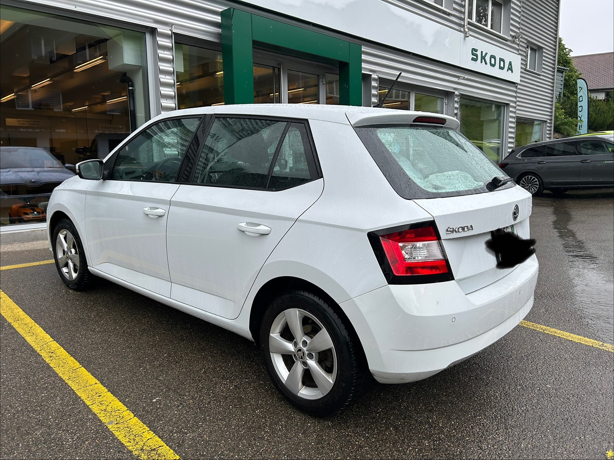 SKODA Fabia 1.0 TSI — zdjęcie 2