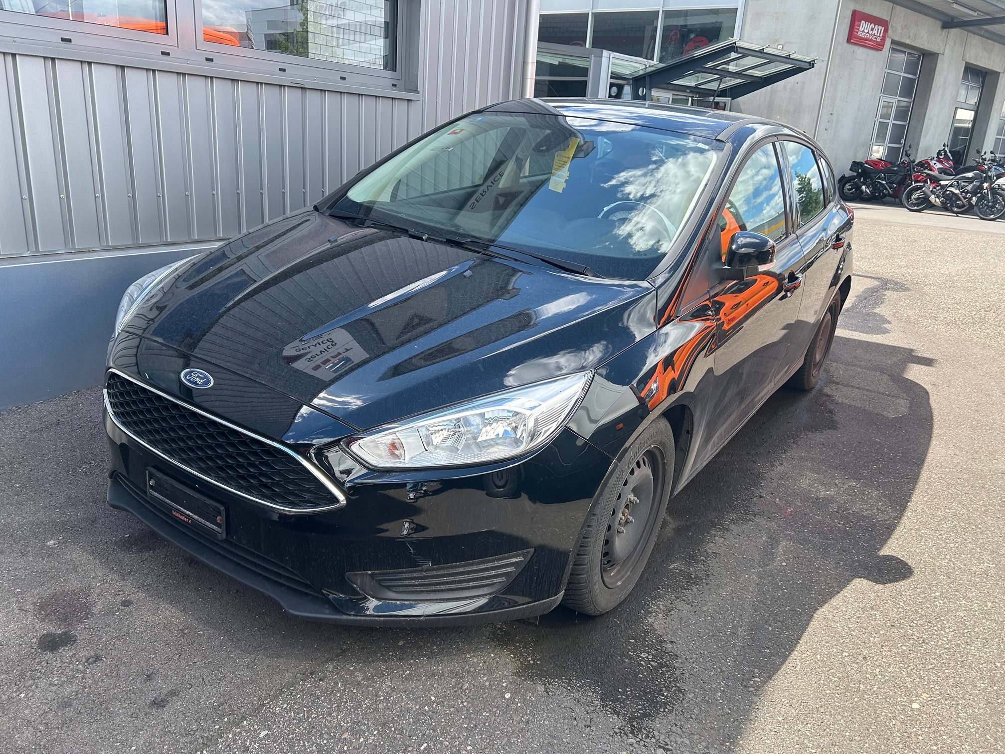 FORD Focus 1.0SCTi ECO — zdjęcie 3