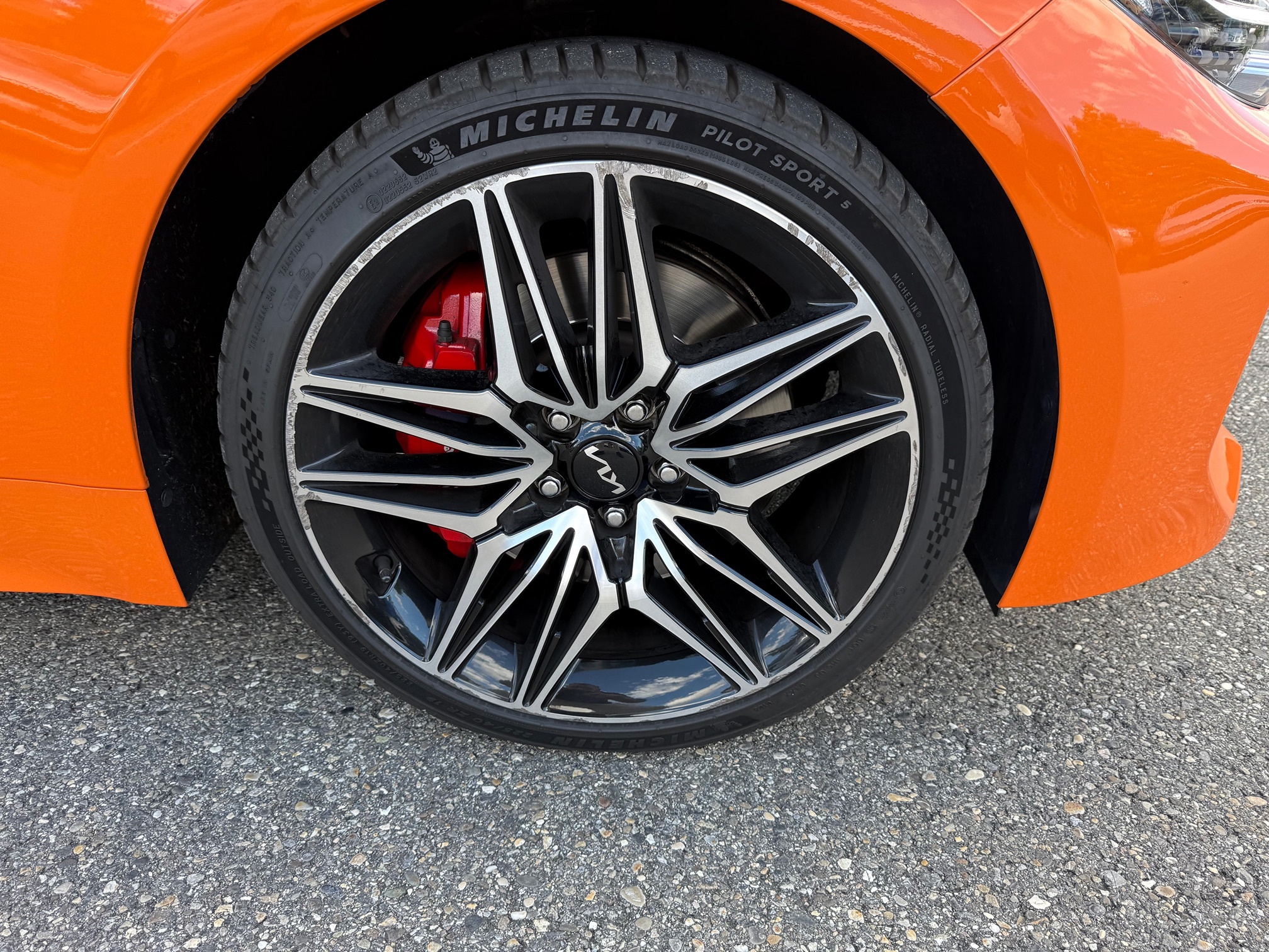 KIA Stinger 3.3 AT — zdjęcie 9