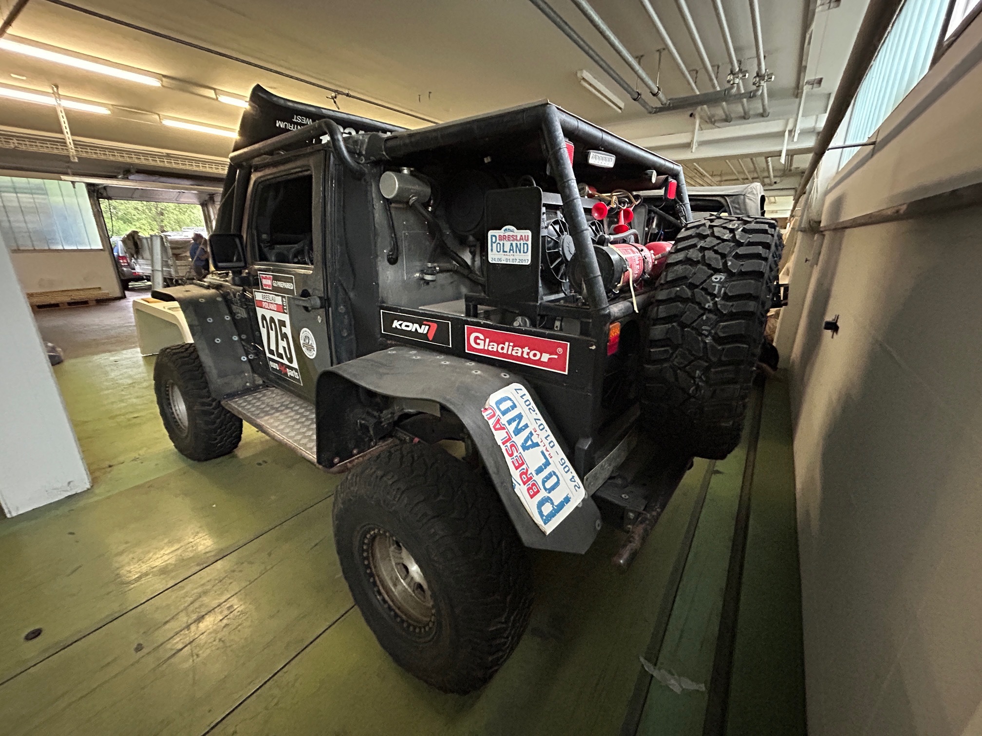 JEEP Wrangler Rally Fahrzeuge 2x — zdjęcie 9