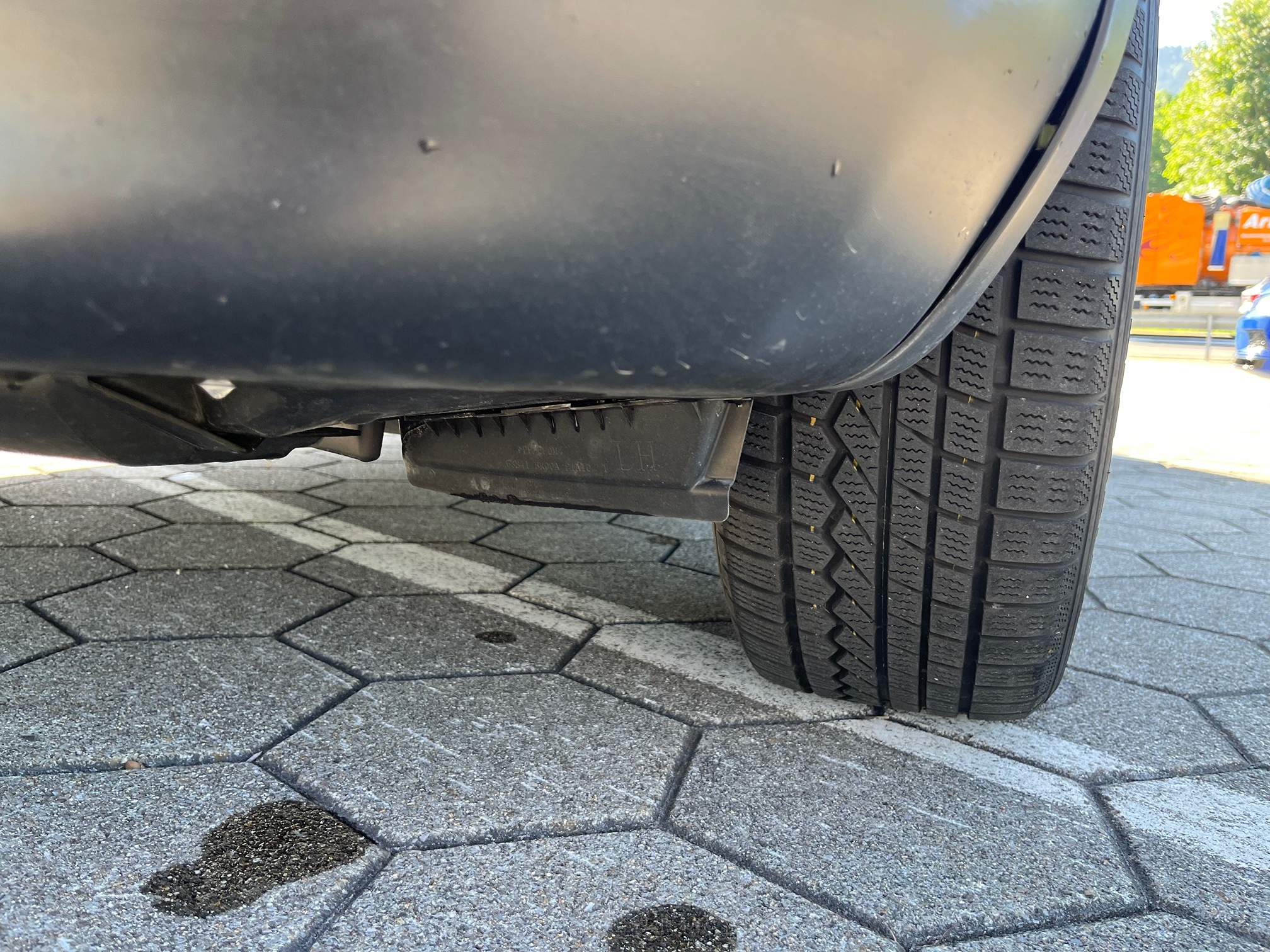 NISSAN Qashqai 2.0 4x4 — zdjęcie 15