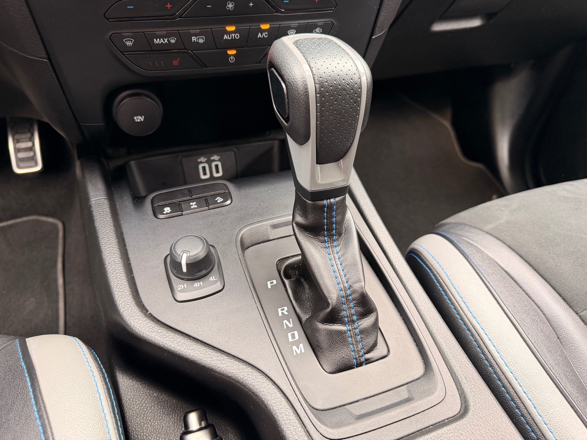 FORD Ranger 2.0TDCi4x4 — zdjęcie 13