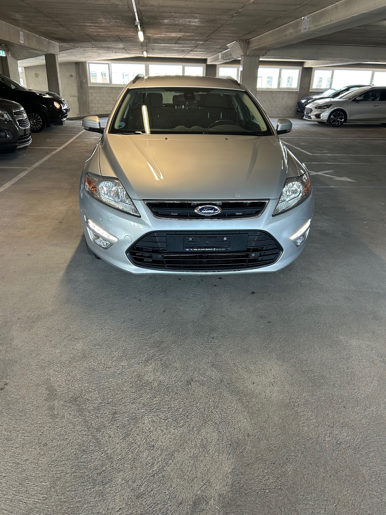 FORD Mondeo 1.6 SCTi — zdjęcie 2