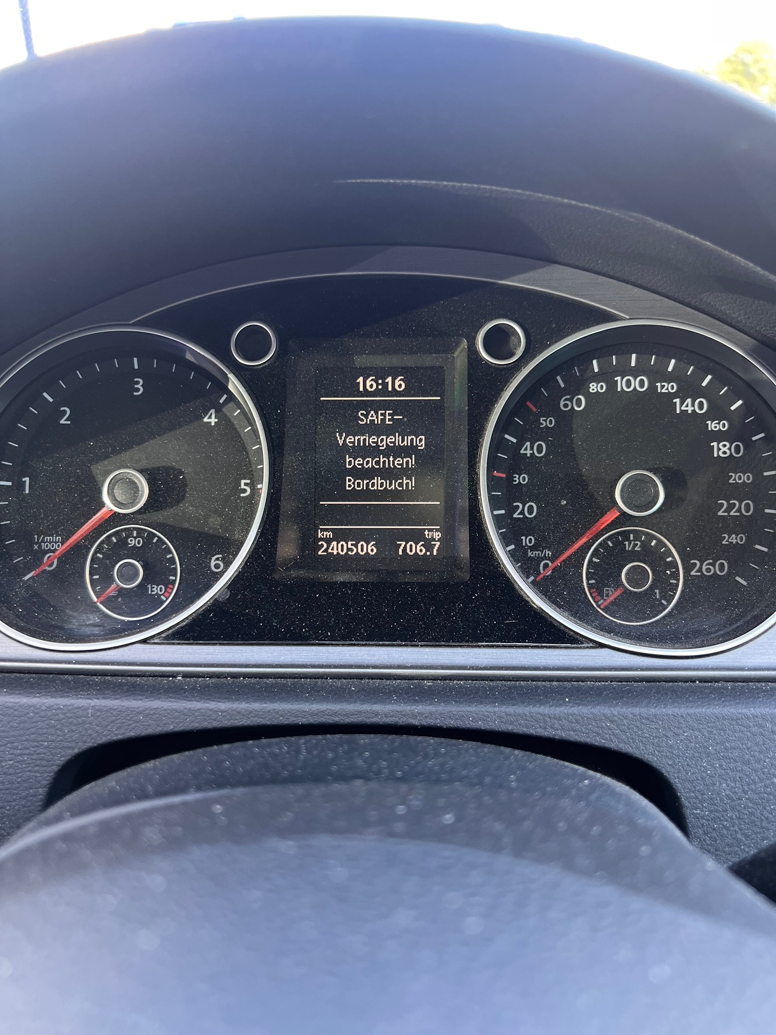 VW Passat V 2.0D BMT — zdjęcie 5