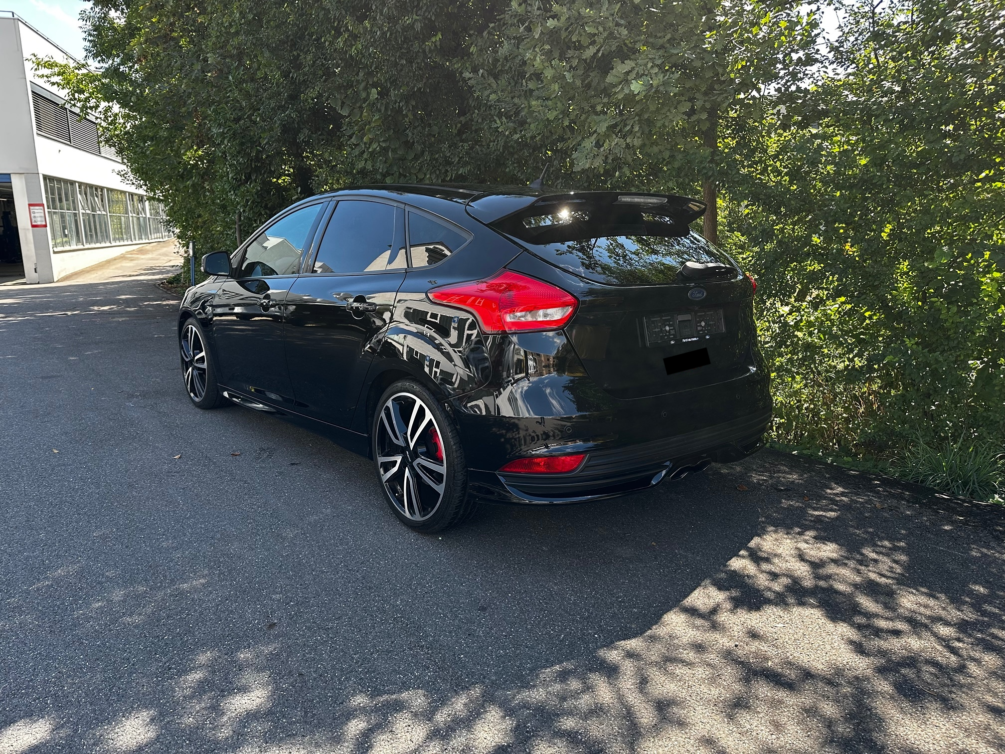 FORD Focus ST 2.0 SCTi ST ST-3 — zdjęcie 3