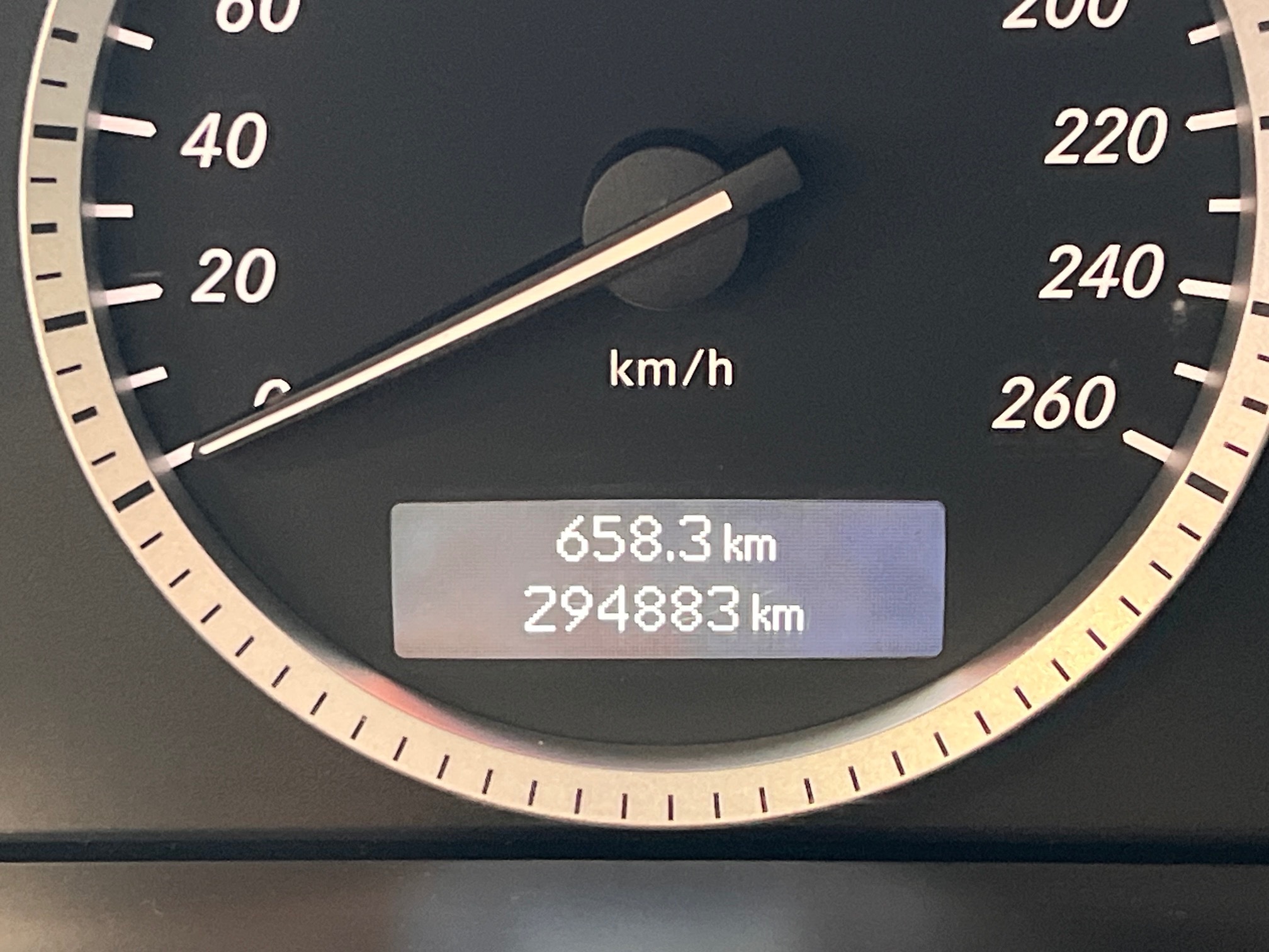 MERCEDES-BENZ C 220 — zdjęcie 10