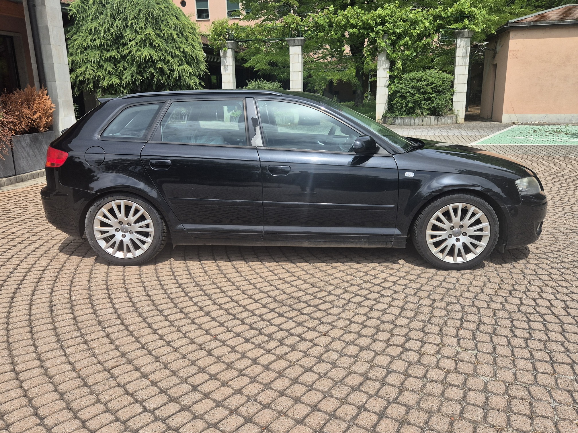 AUDI A3 1.8 TFSI — zdjęcie 4