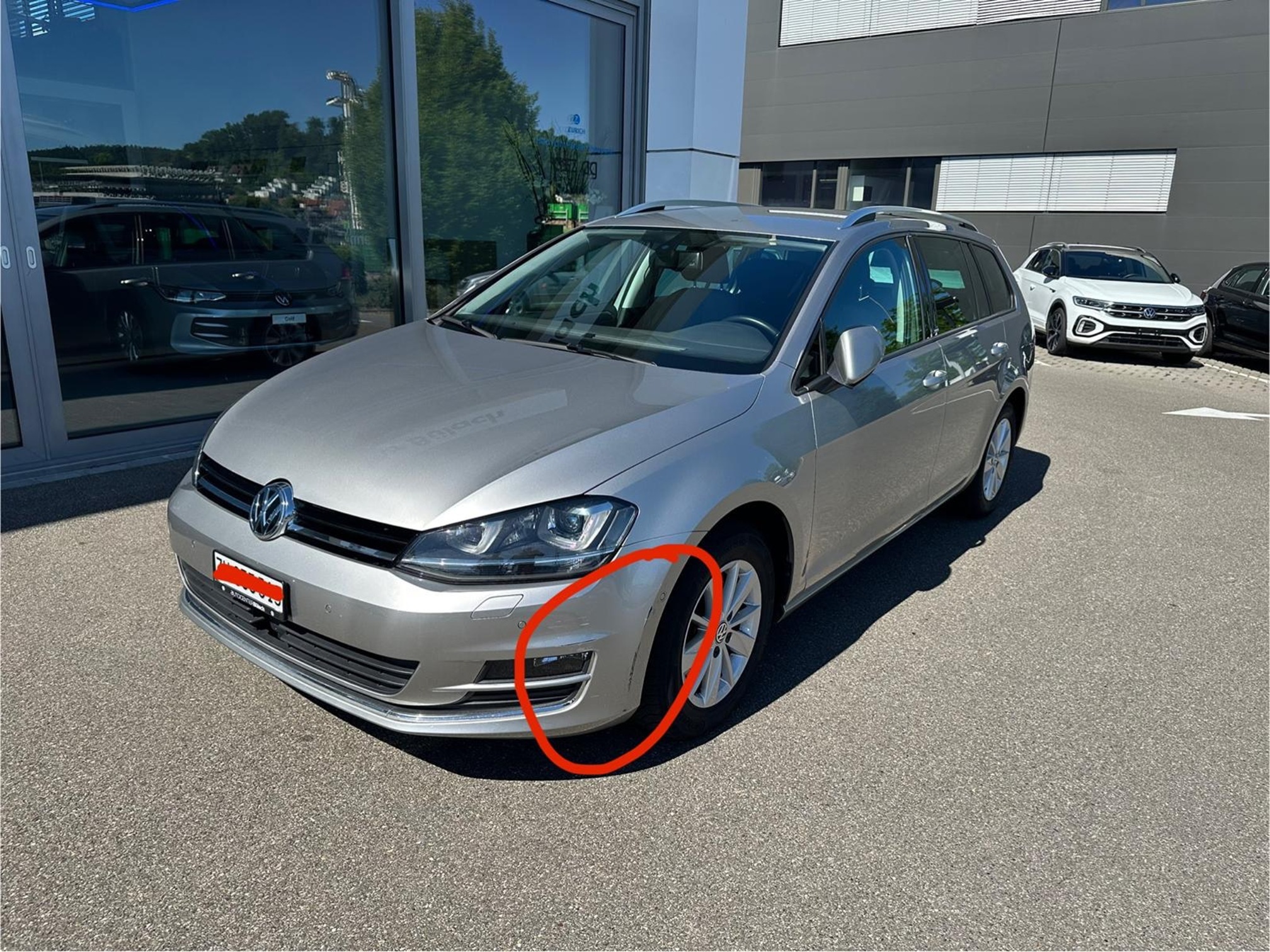 VW Golf Var. 1.4TSI — zdjęcie 1