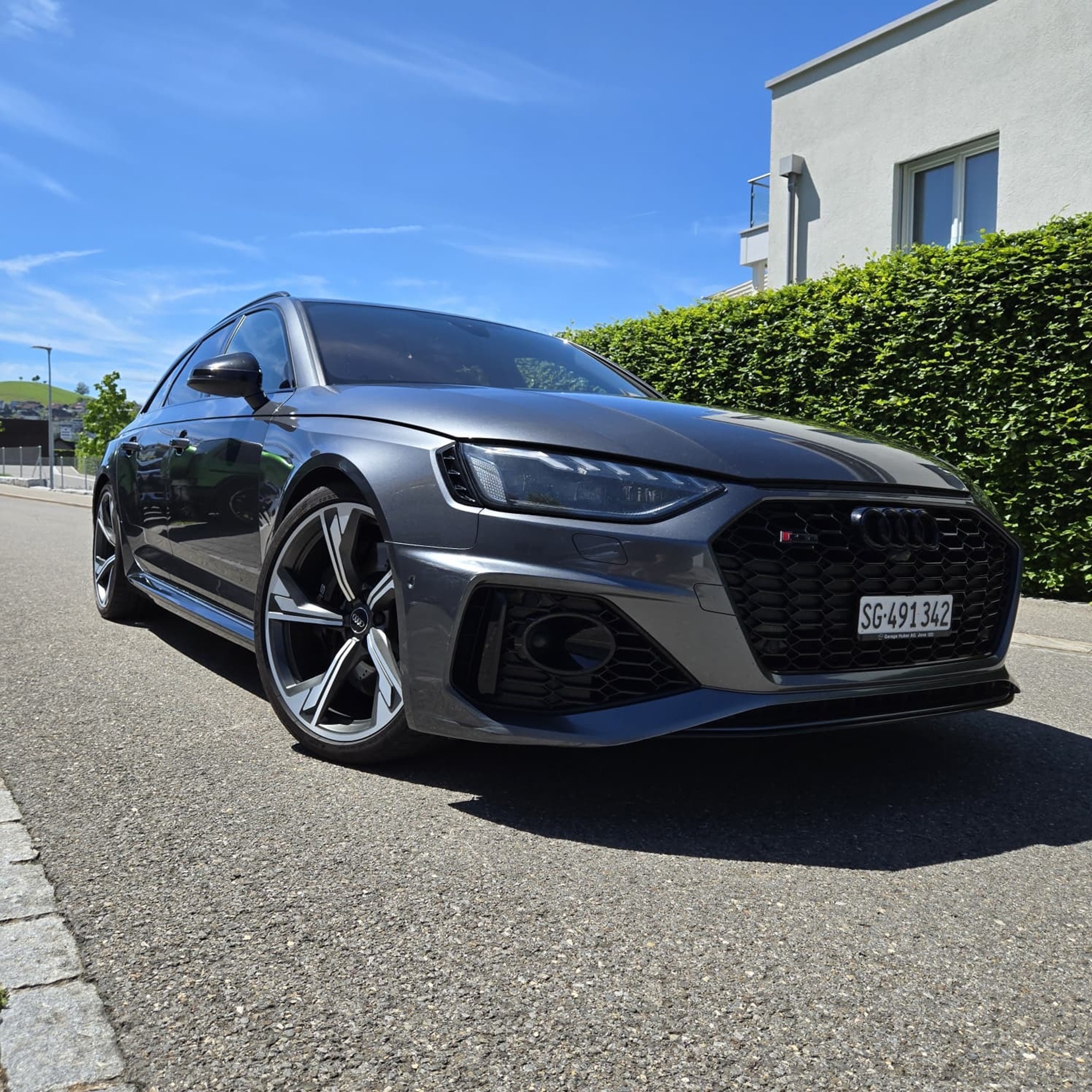 AUDI RS4 Avant quattro — zdjęcie 1